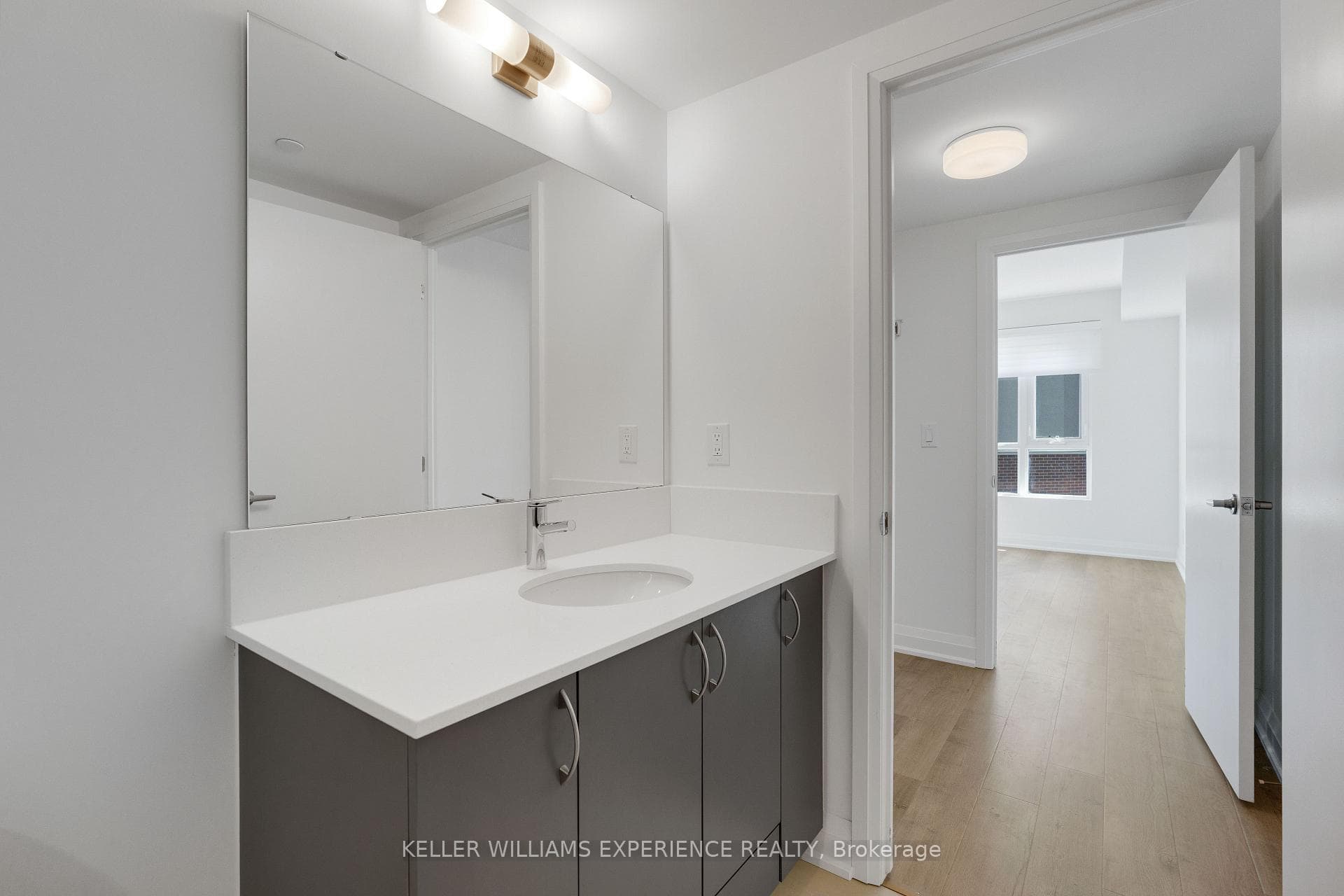 58 Lakeside Terrace Unit 608 photo 22