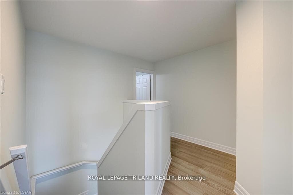 2610 SHEFFIELD Boulevard photo 14