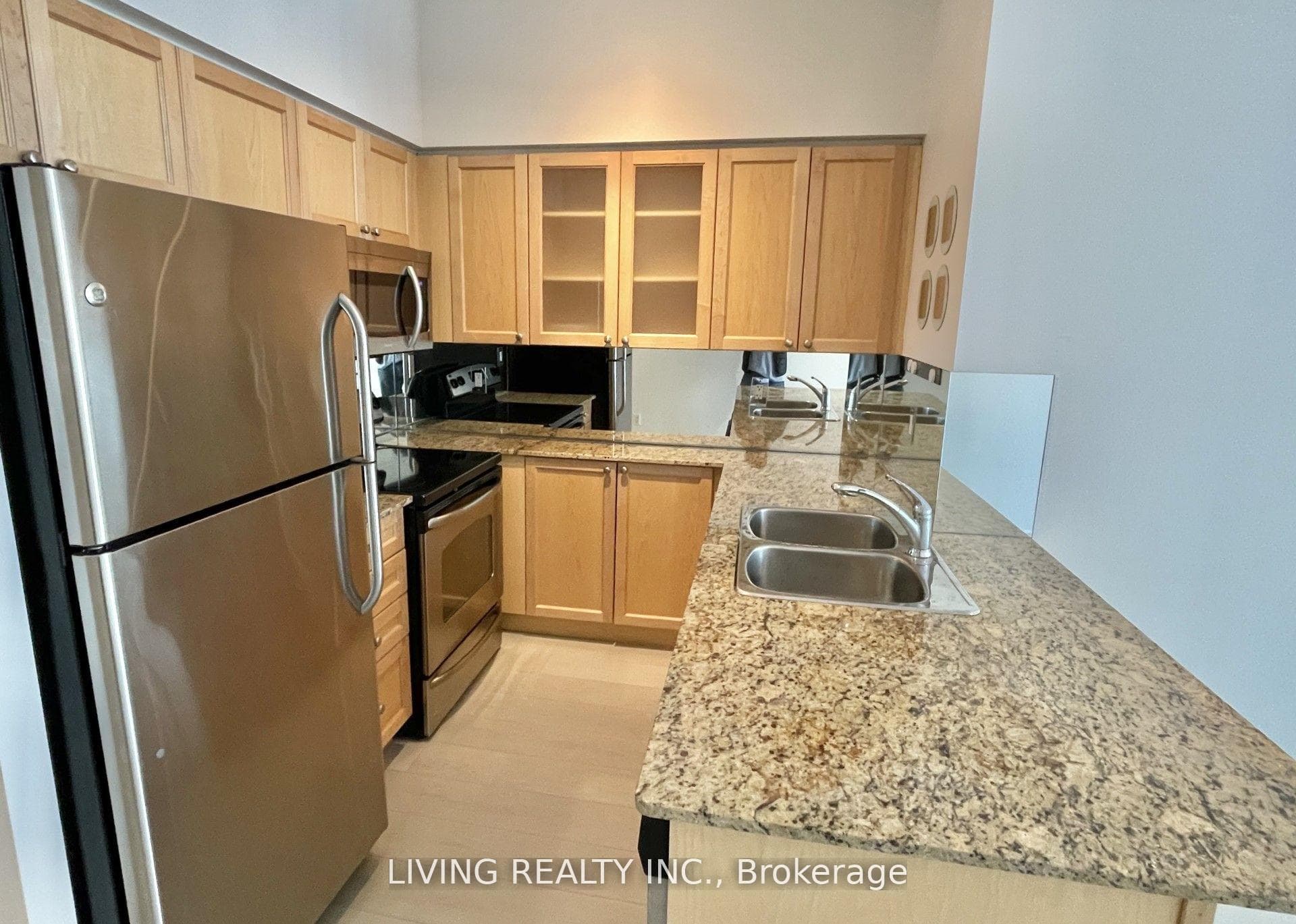 761 Bay Street Unit 3212 photo 7