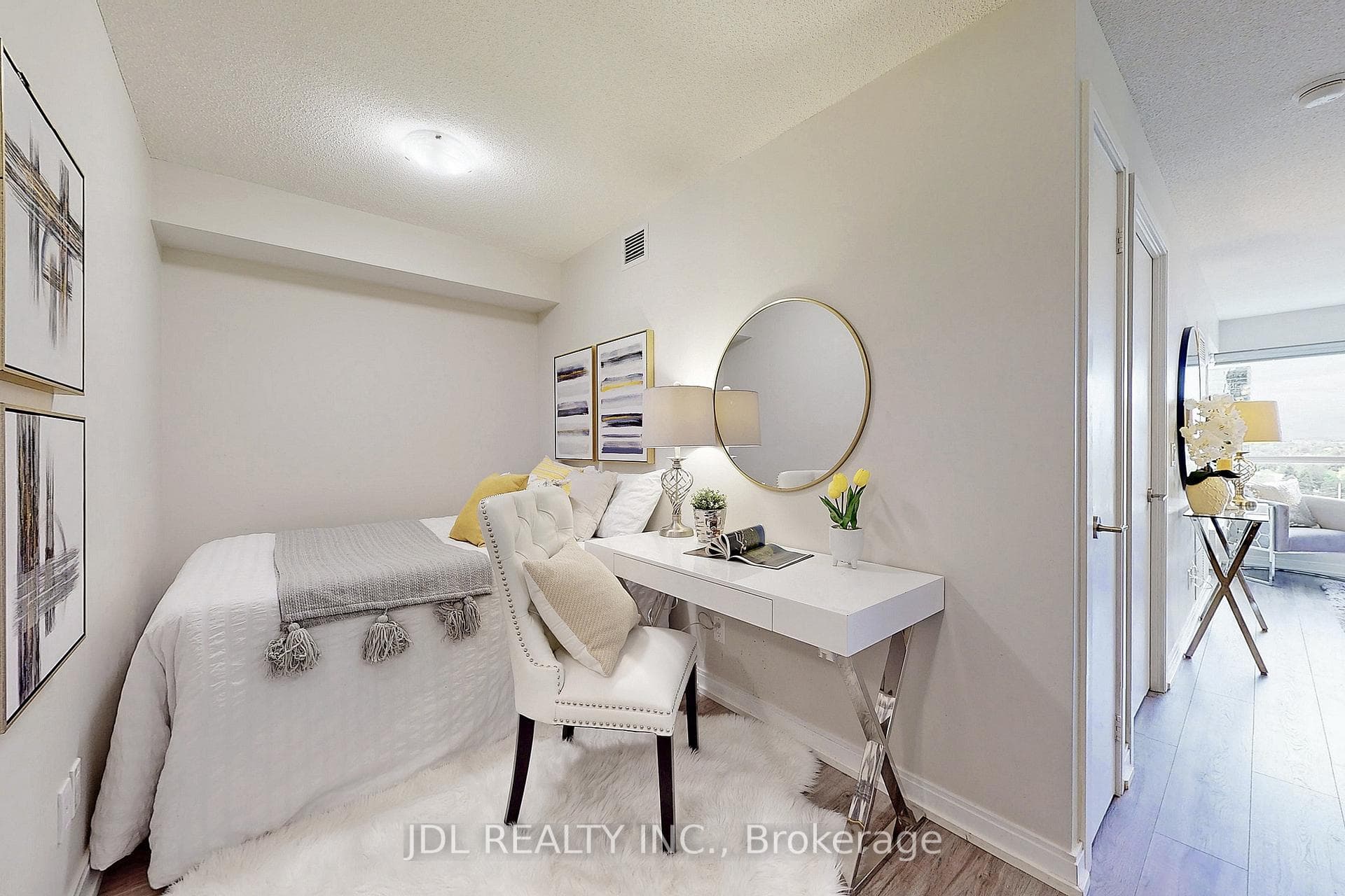 181 Village Green Square Unit 1016 photo 13