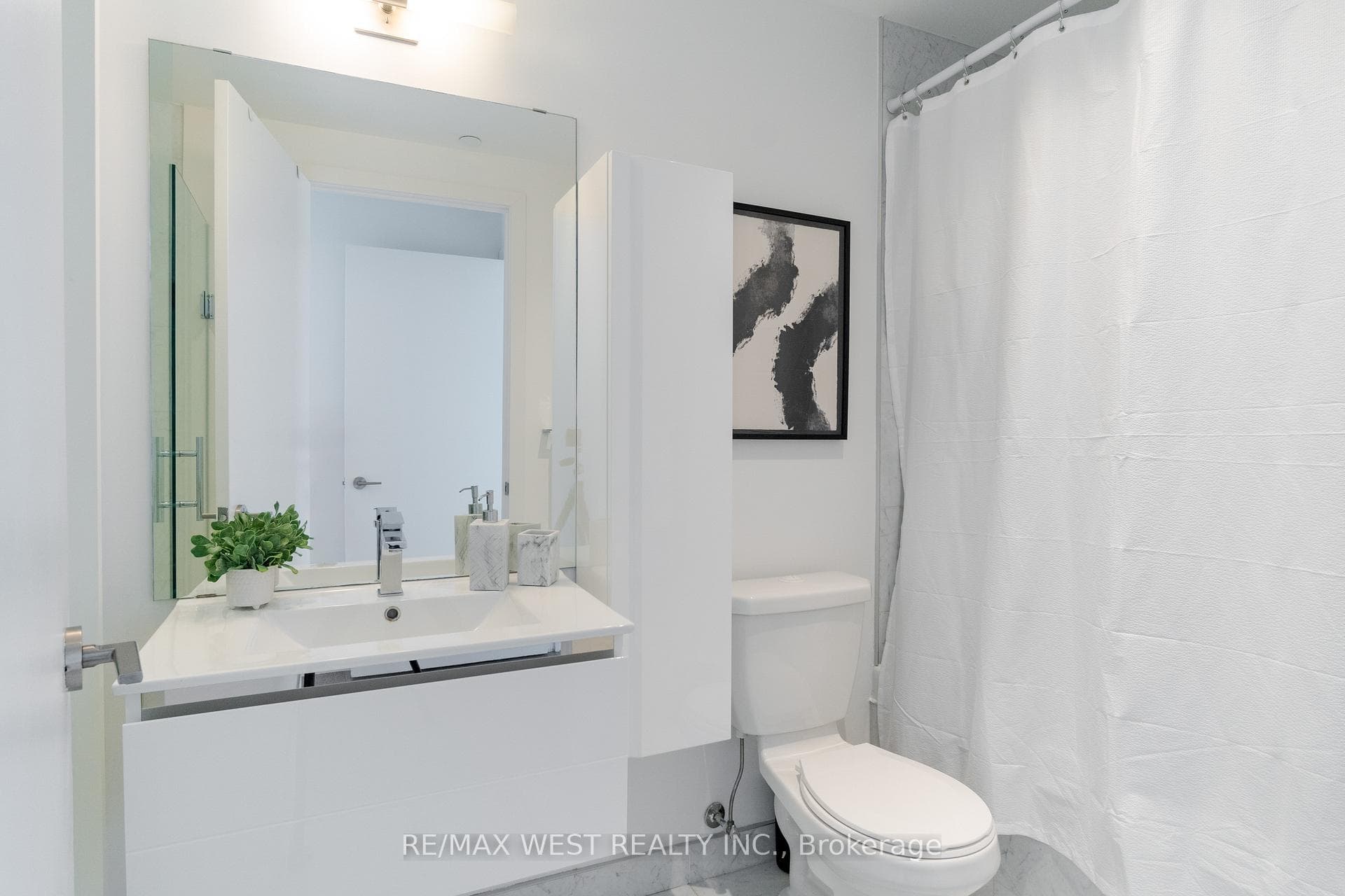 11 Charlotte Street Unit 2207 photo 17
