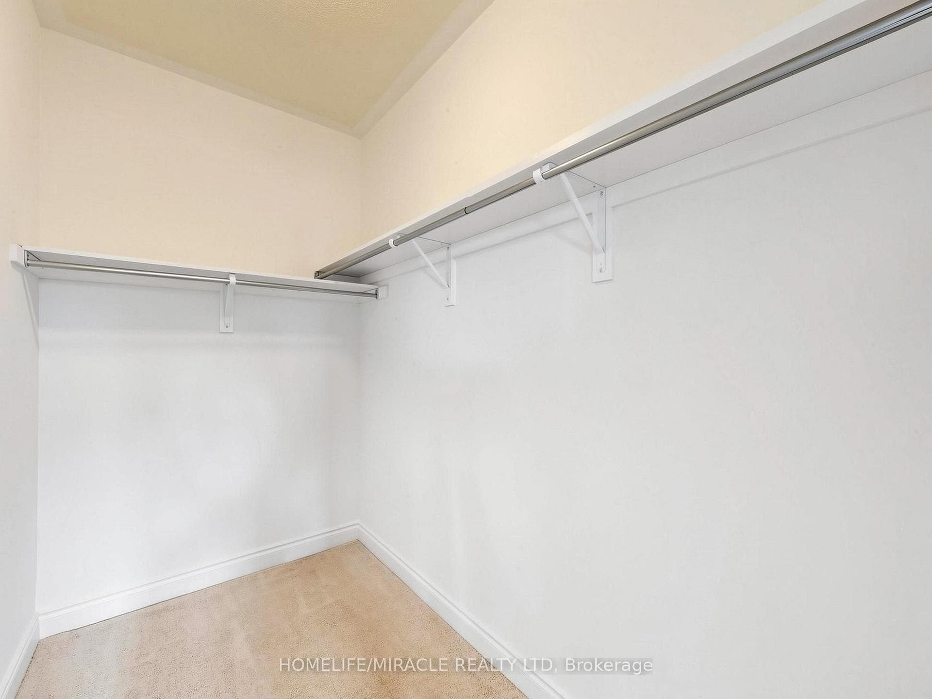 8 Ralston Court photo 26