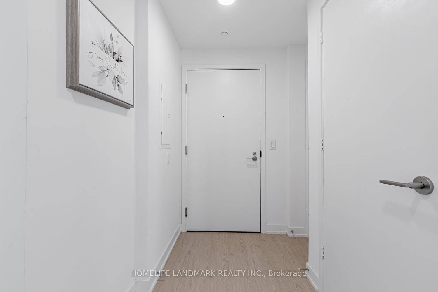 65 Mutual Street Unit 2501 photo 3