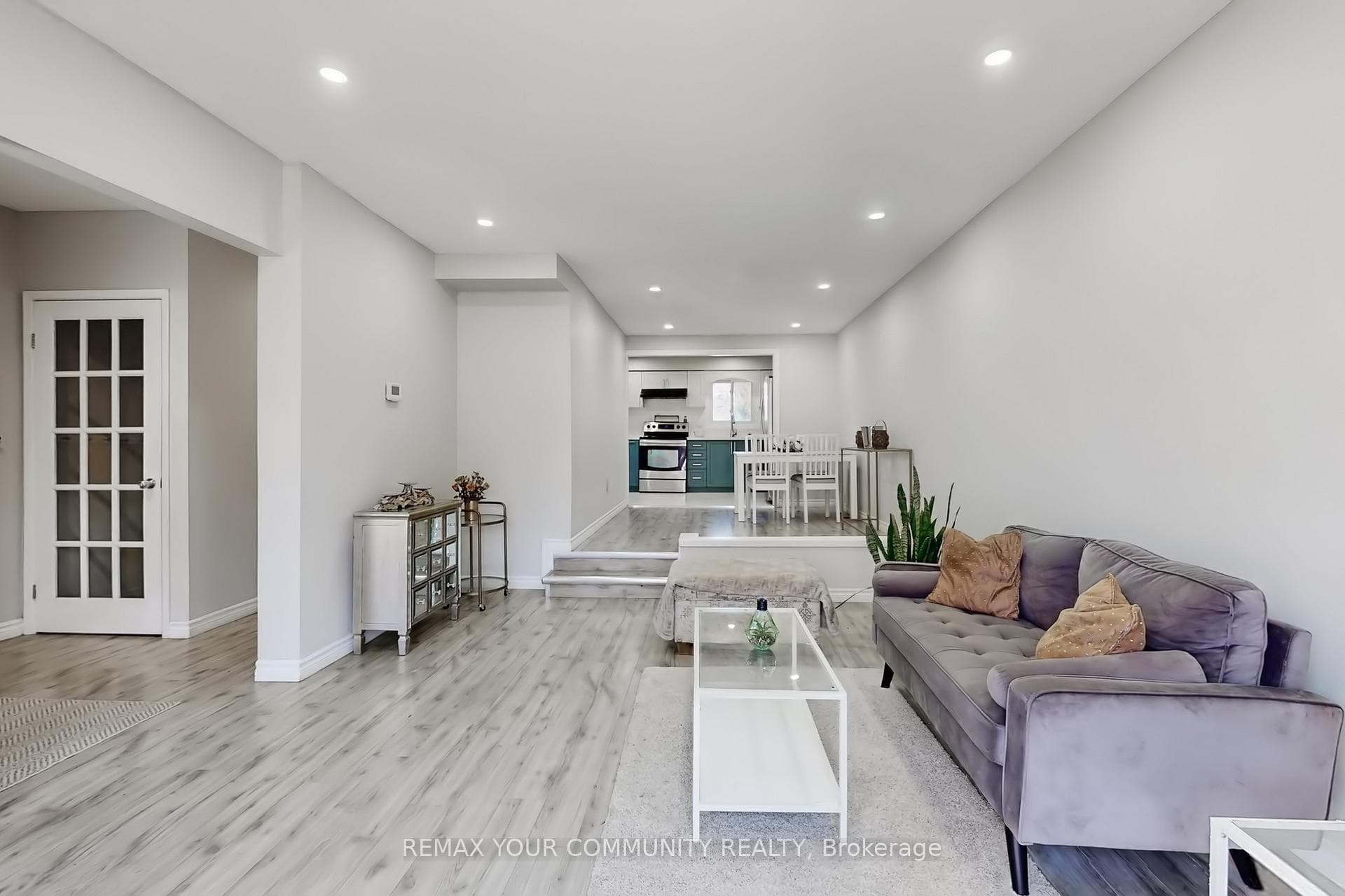 72 Ashglen Way Unit 16 photo 12