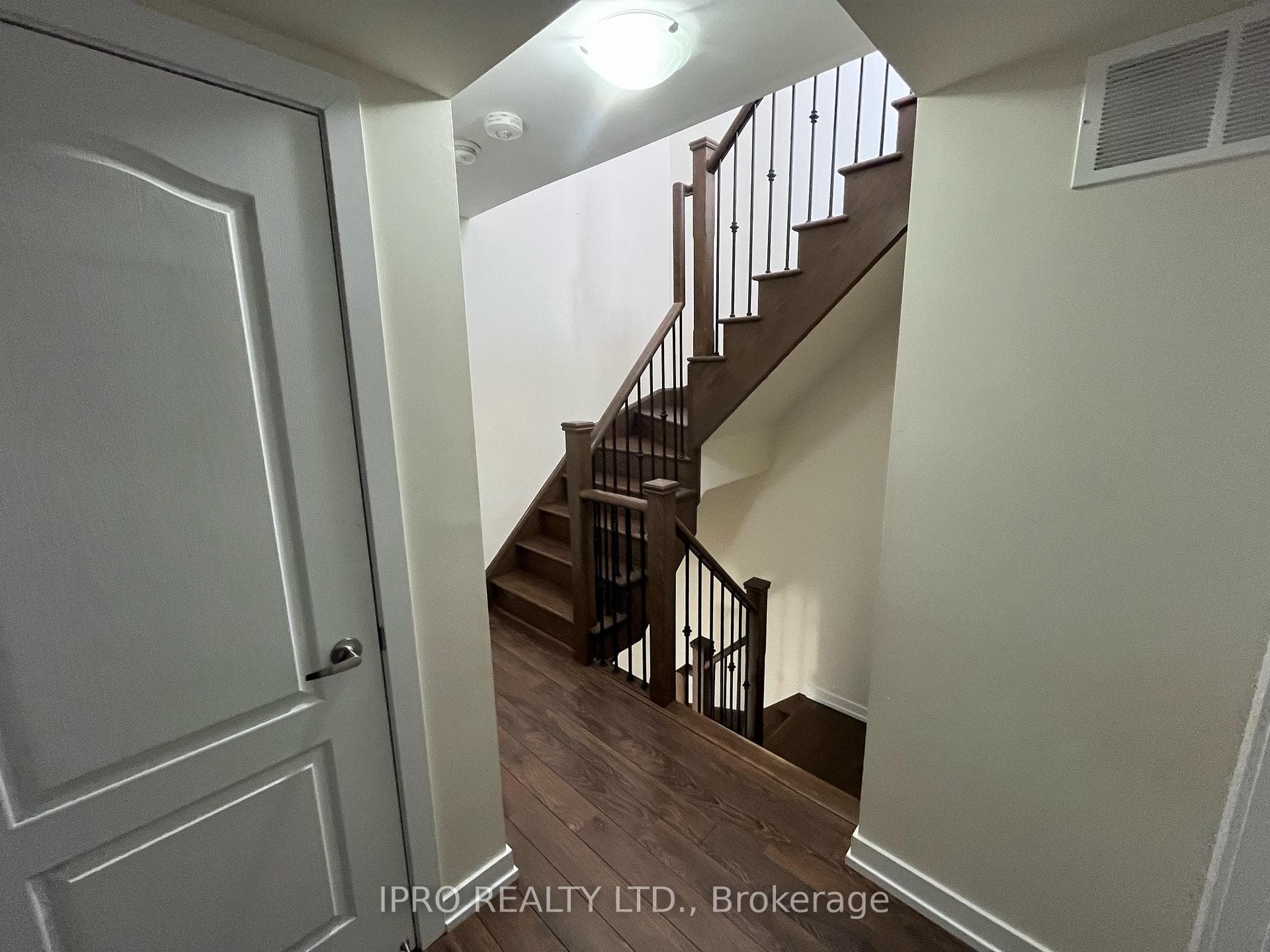 20 Westmeath Lane Unit 2321 photo 7