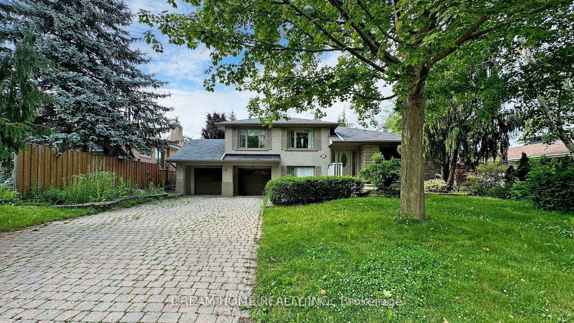 24 Morewood Crescent photo 1