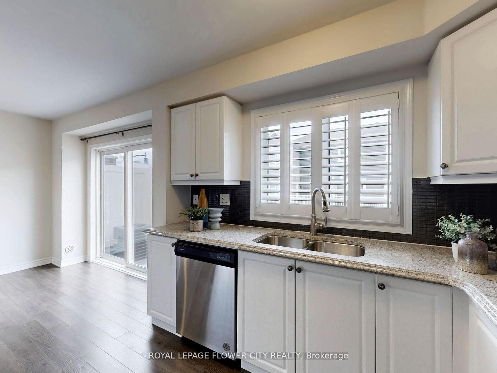21 Eckford Lane photo 23