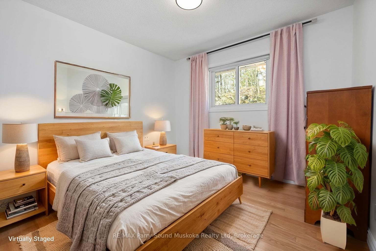 3rd bedroom, main level