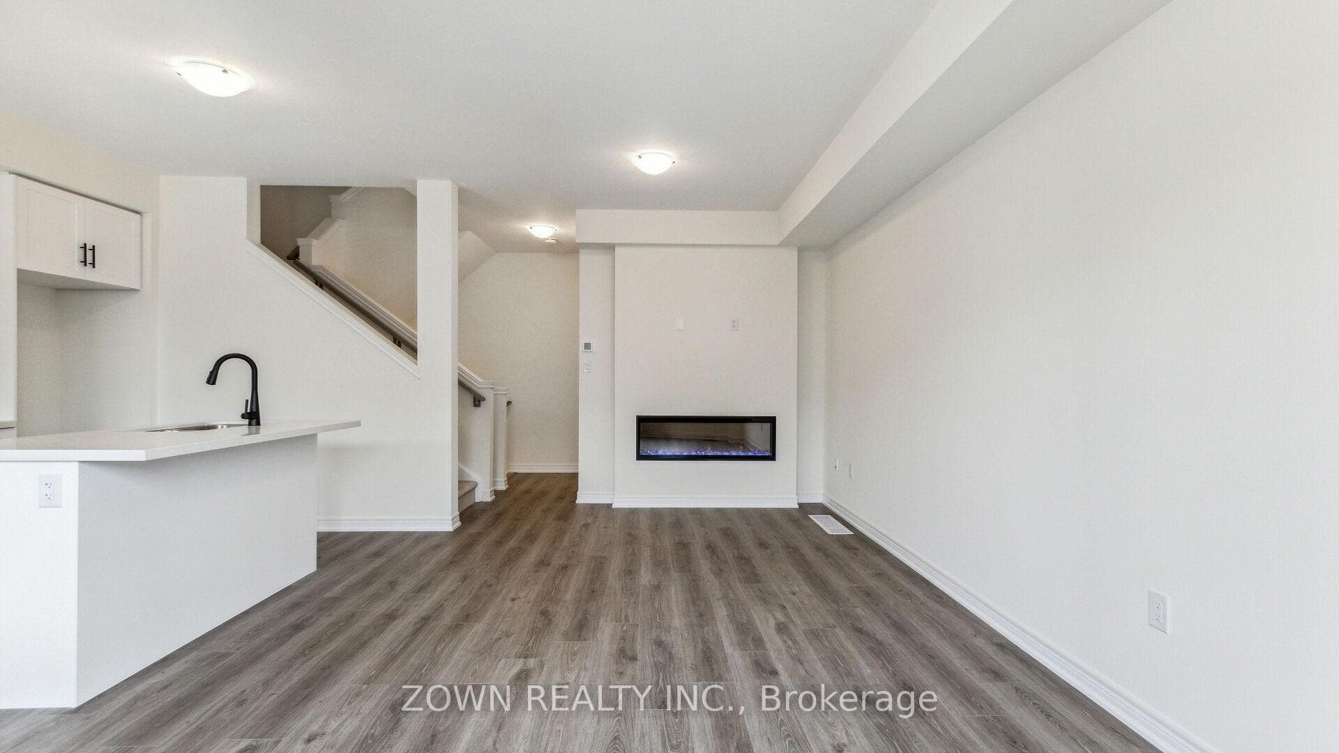 10 Birmingham Drive Unit 118 photo 16