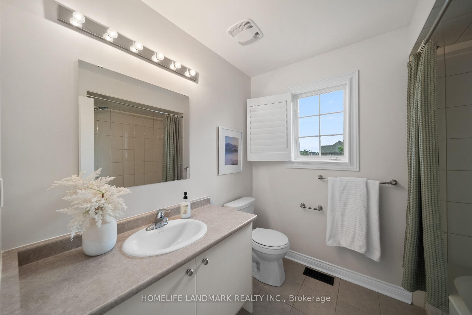 50 Keith-Wright Crescent photo 35