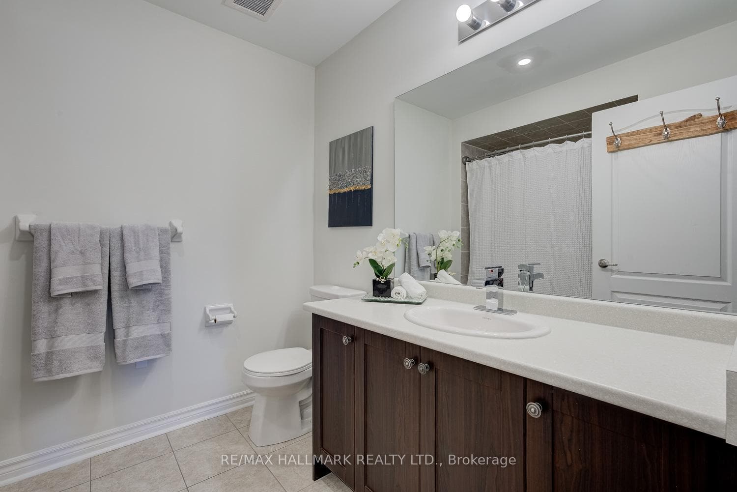 3905 Major Mackenzie Drive Unit 231 photo 26