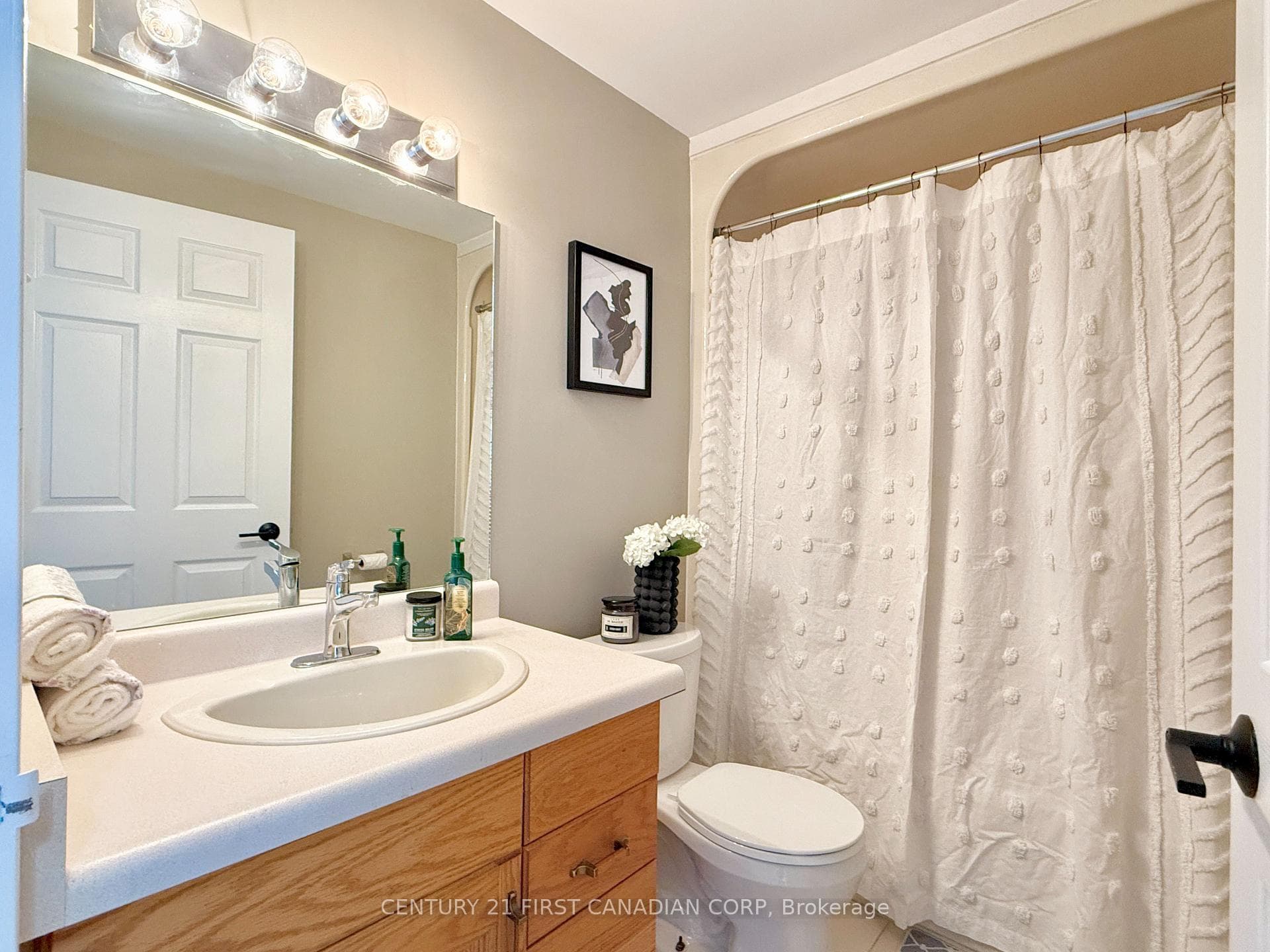 744 Wonderland Road Unit 1203 photo 27