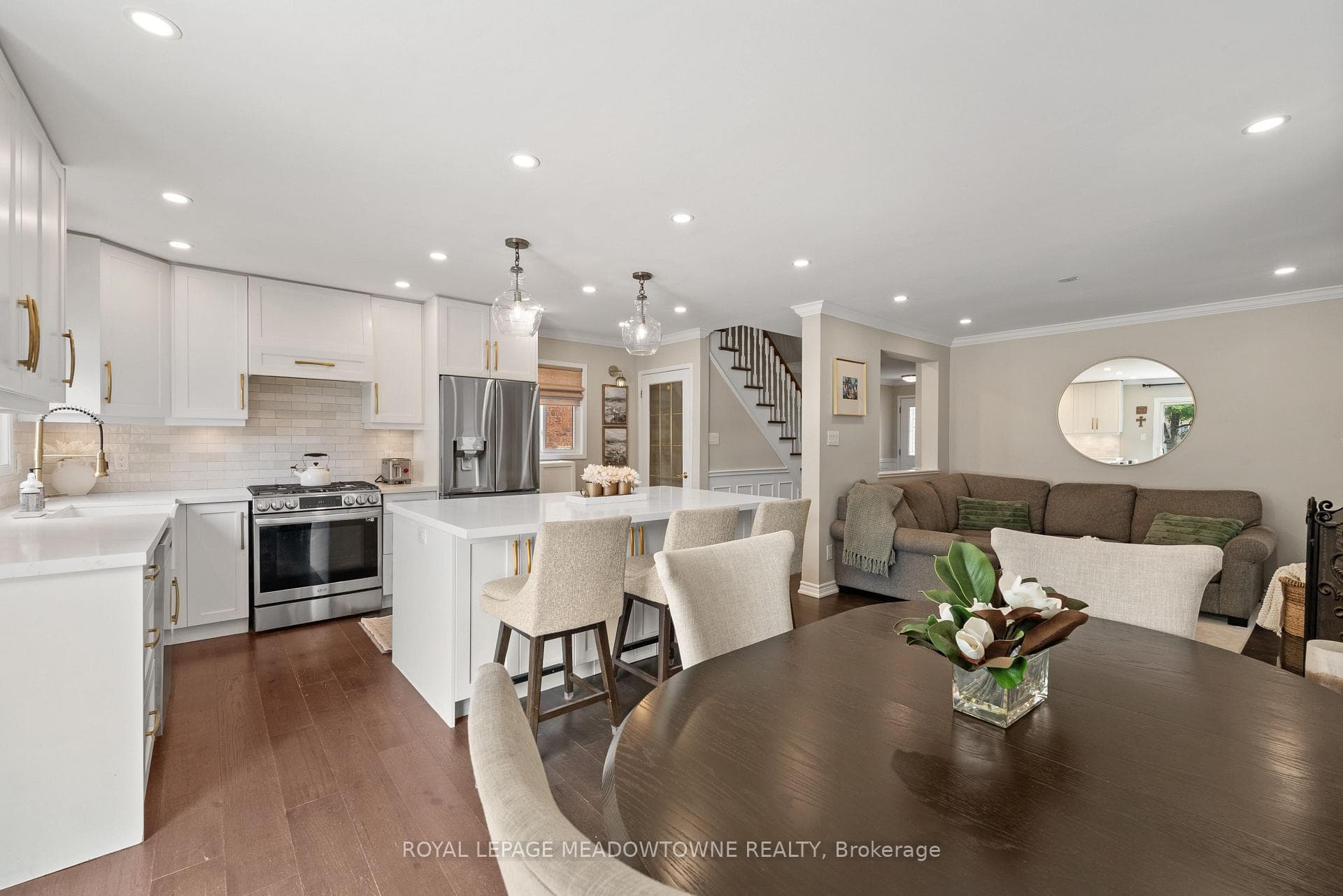 3453 Bertrand Road photo 9