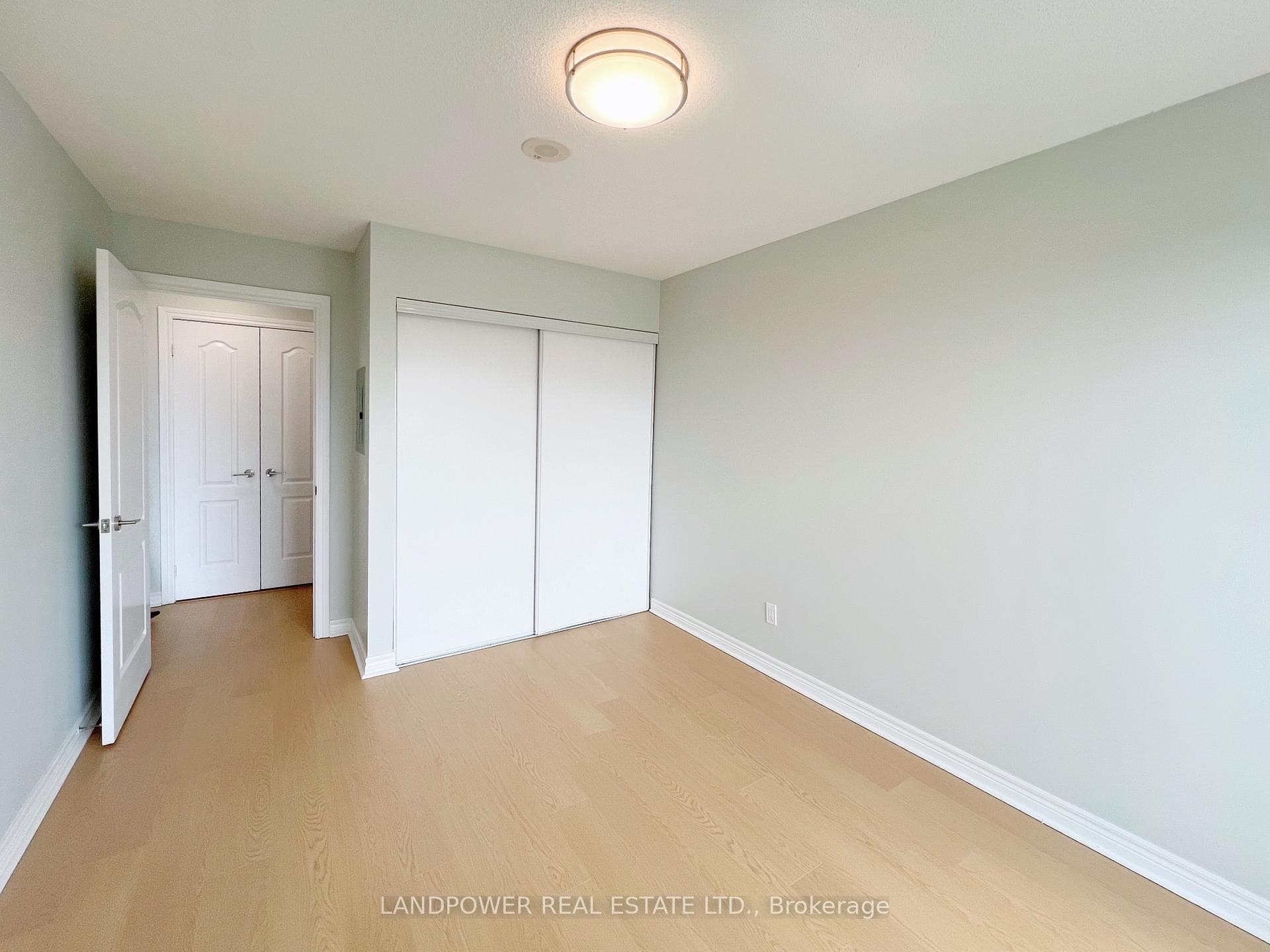 60 Town Centre Court Unit 1608 photo 10