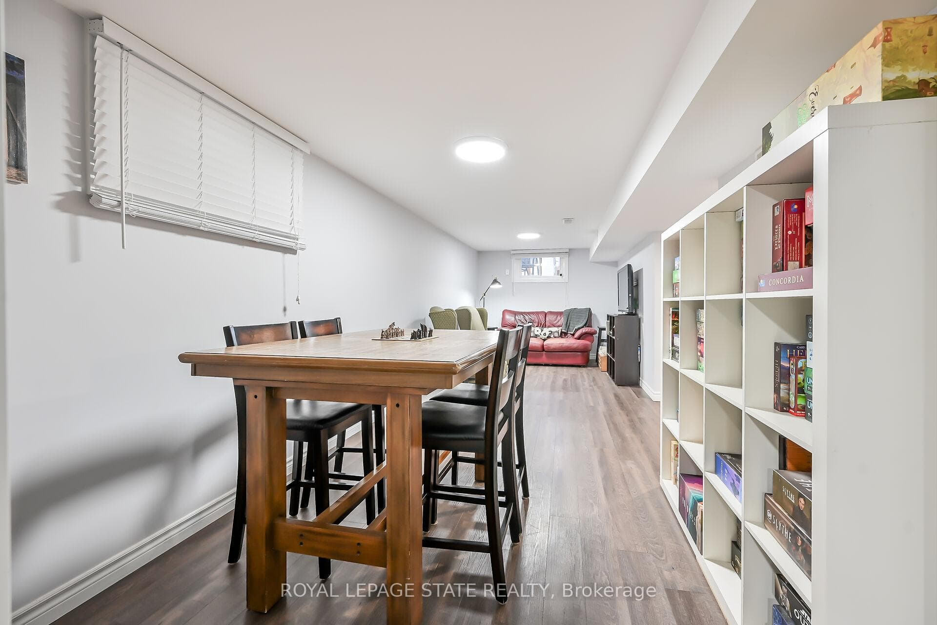48 Delena Avenue photo 32