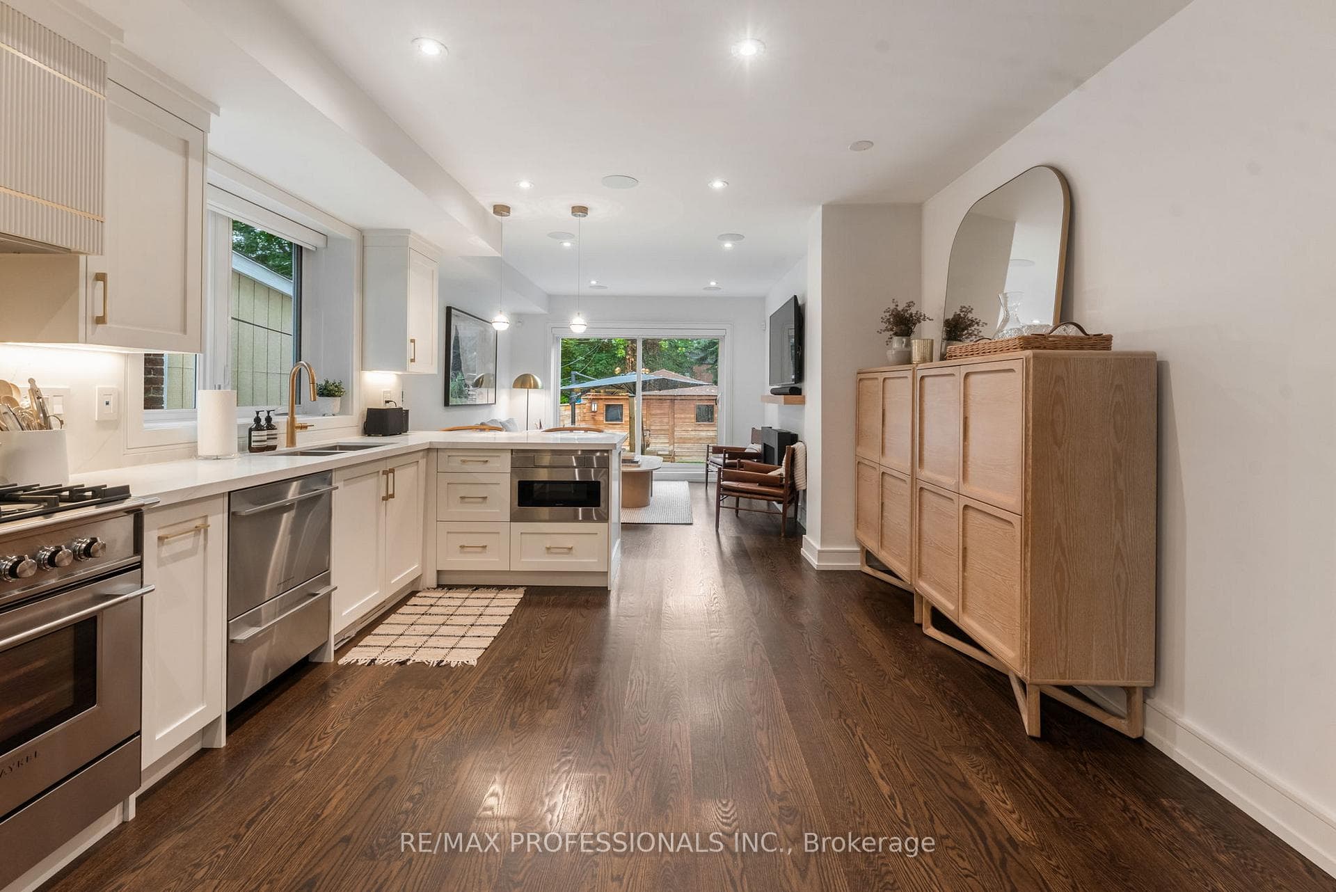 12 Mayfield Avenue photo 6