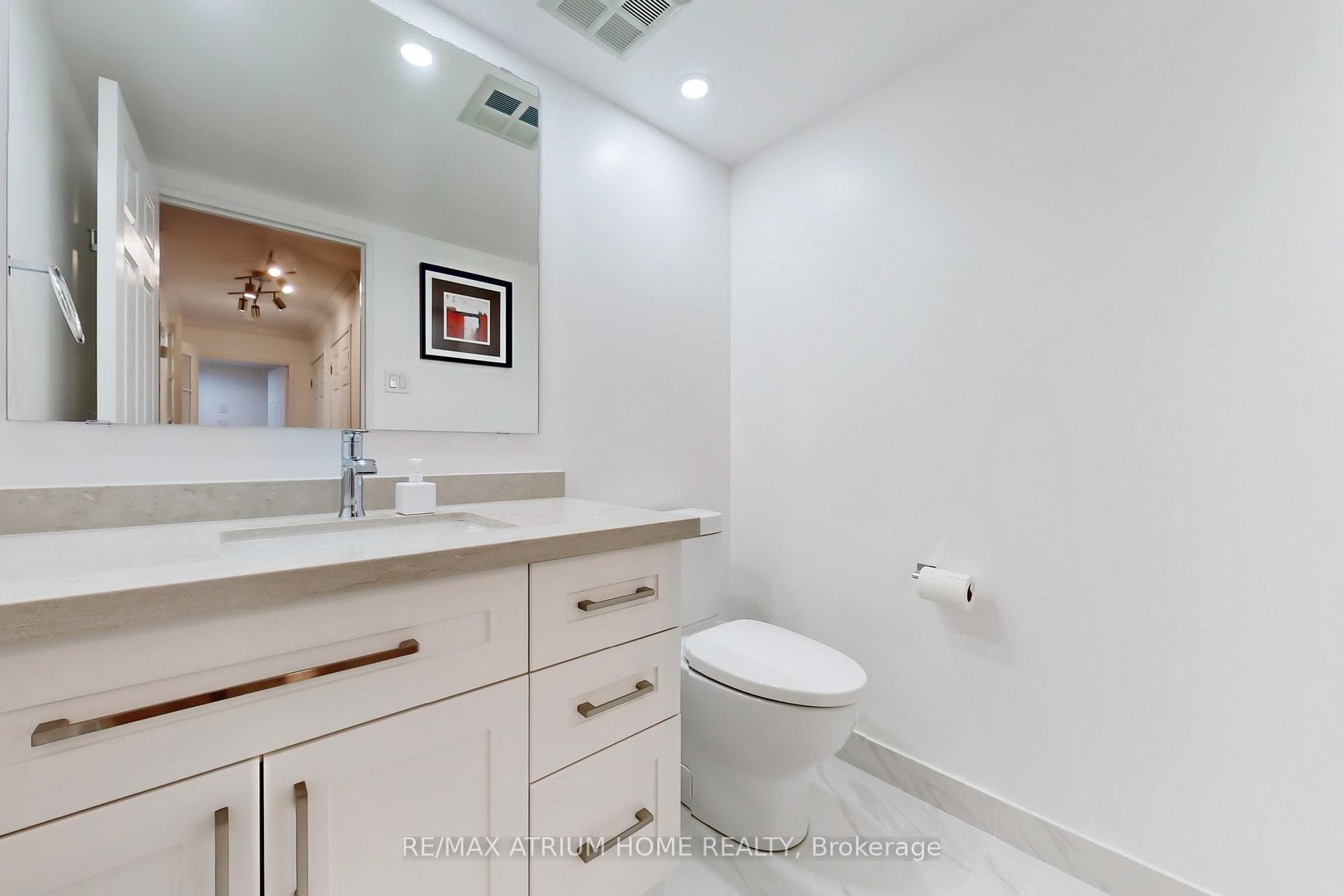 7905 Bayview Avenue Unit 619 photo 32