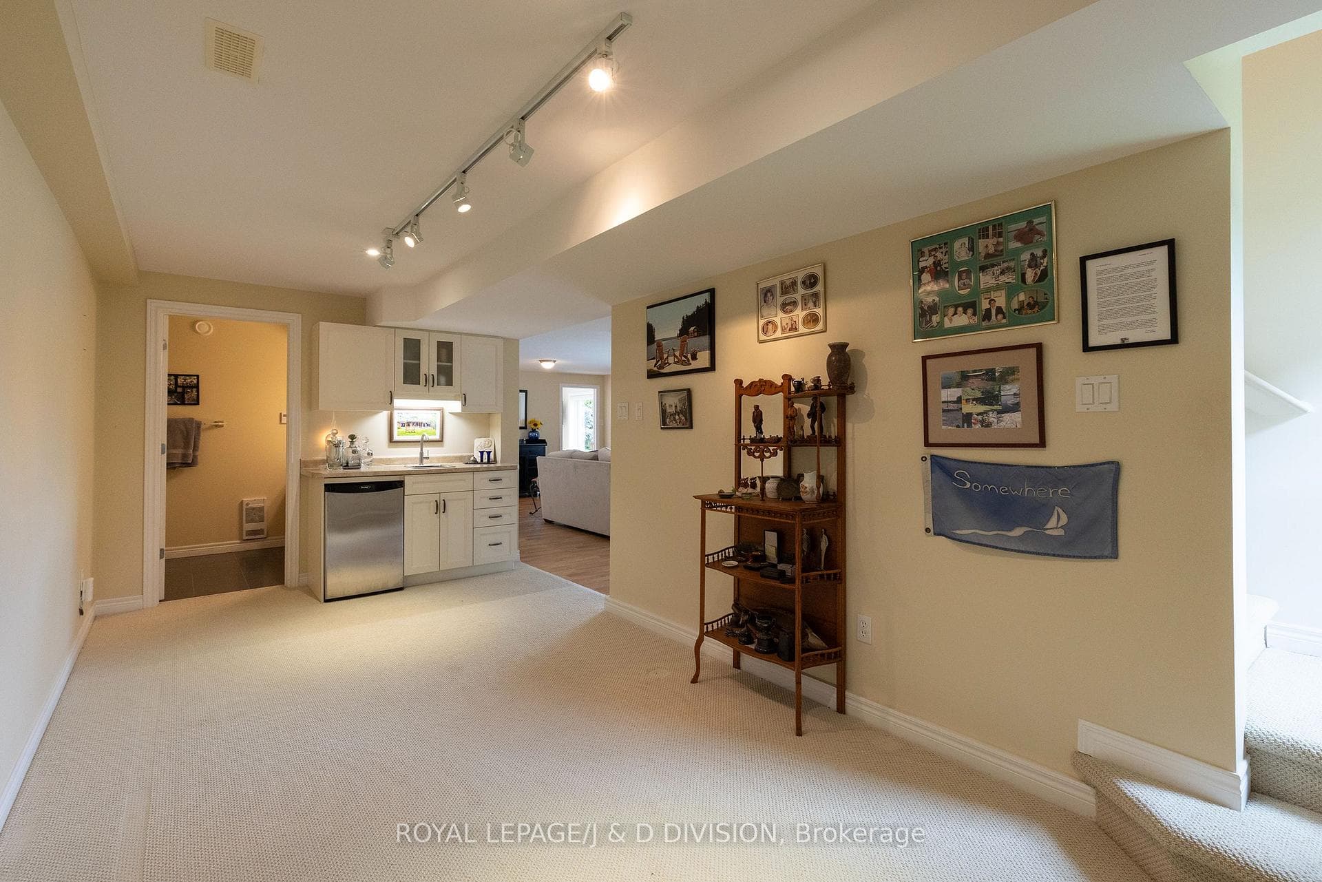 9 Victoria Avenue photo 21