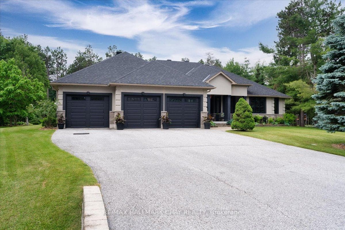 66 LUELLA Boulevard photo 1