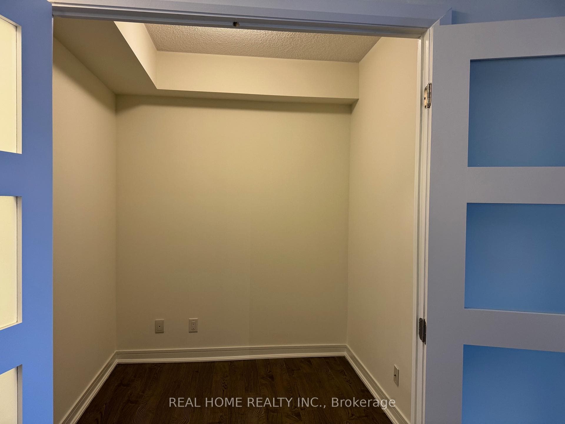 9205 Yonge Street Unit 1407 photo 19