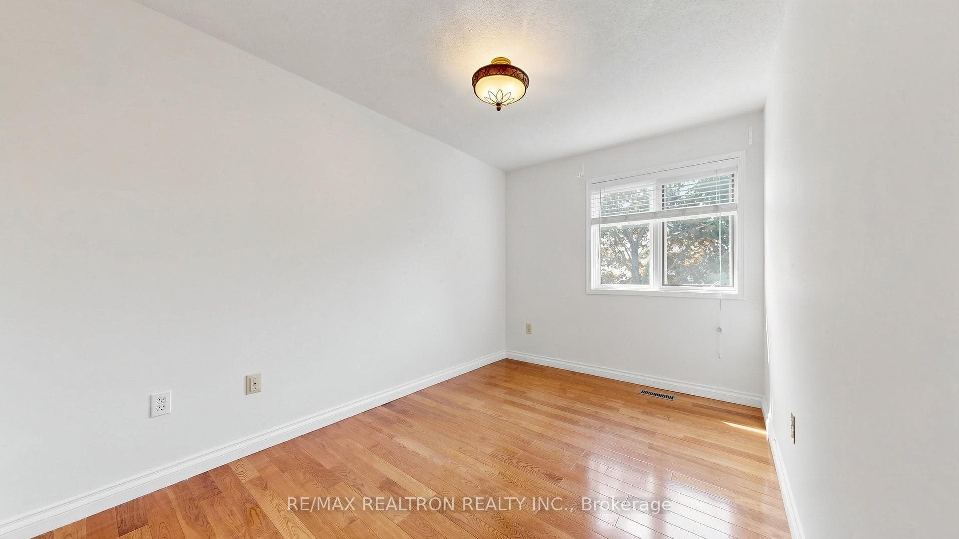 2854 Gulfstream Way photo 34