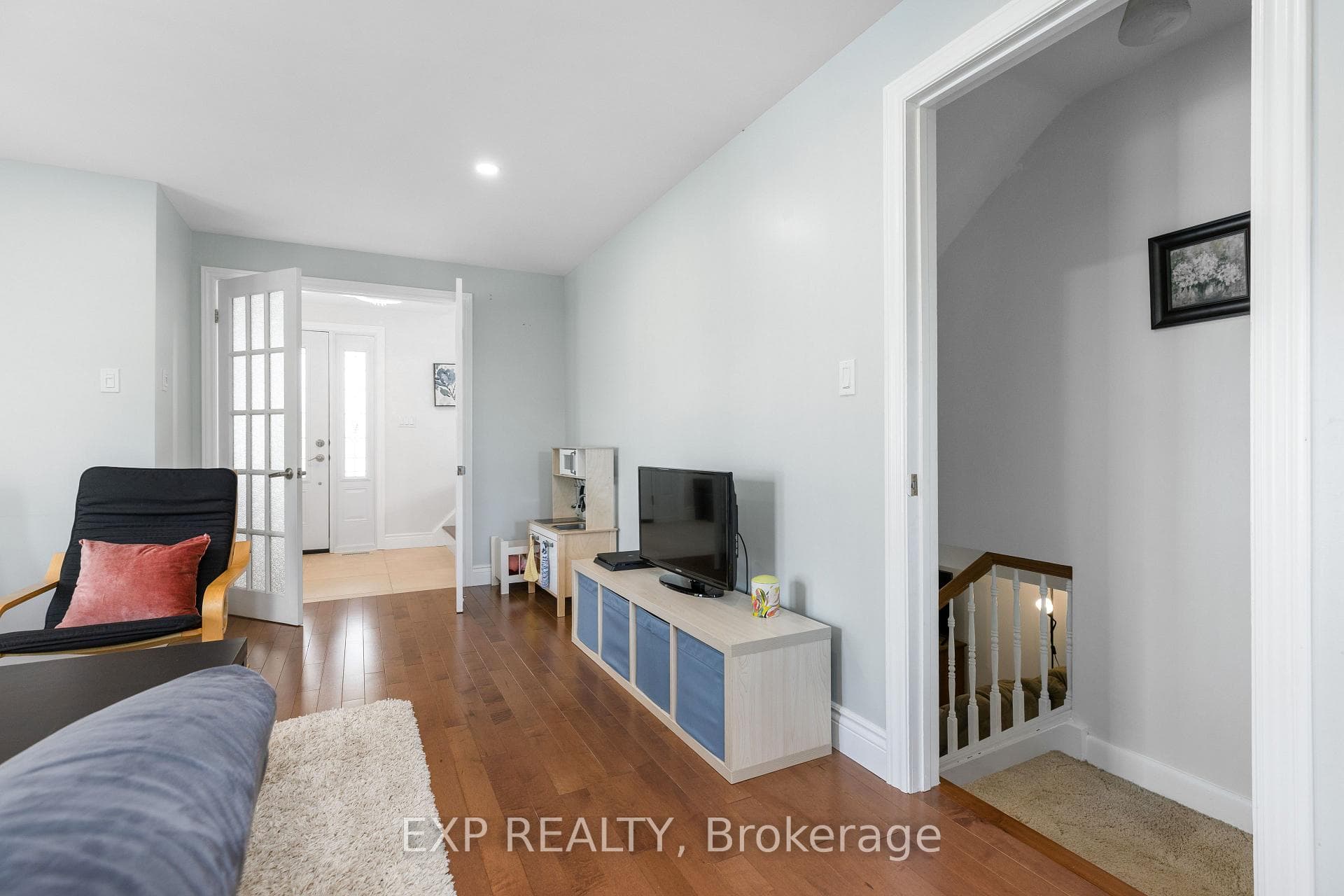 55 Broadview Avenue photo 10