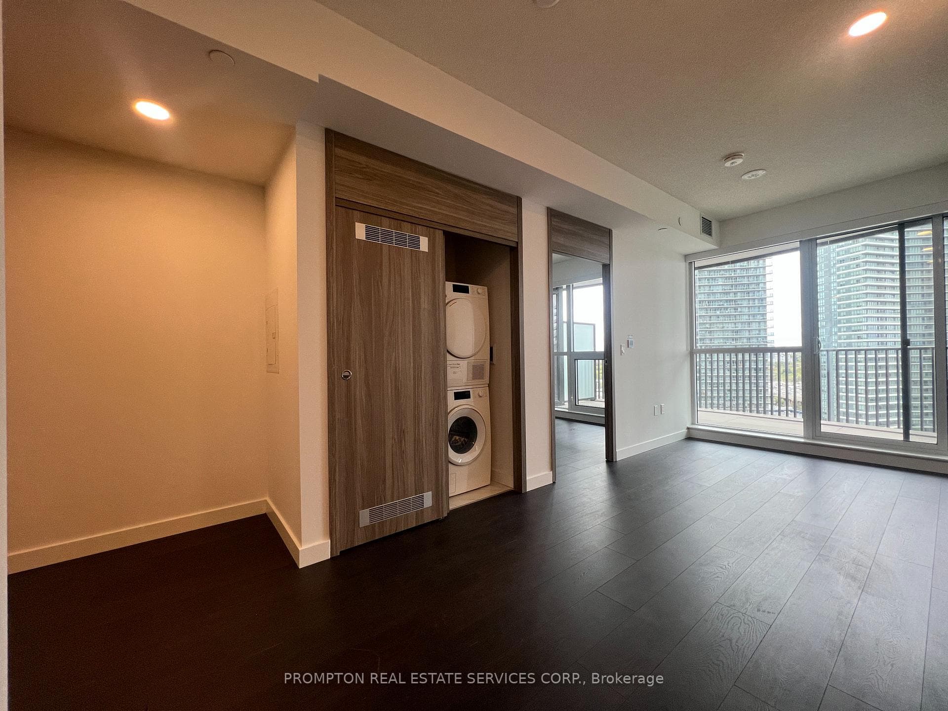 18 Esther Shiner Boulevard Unit 1712 photo 7