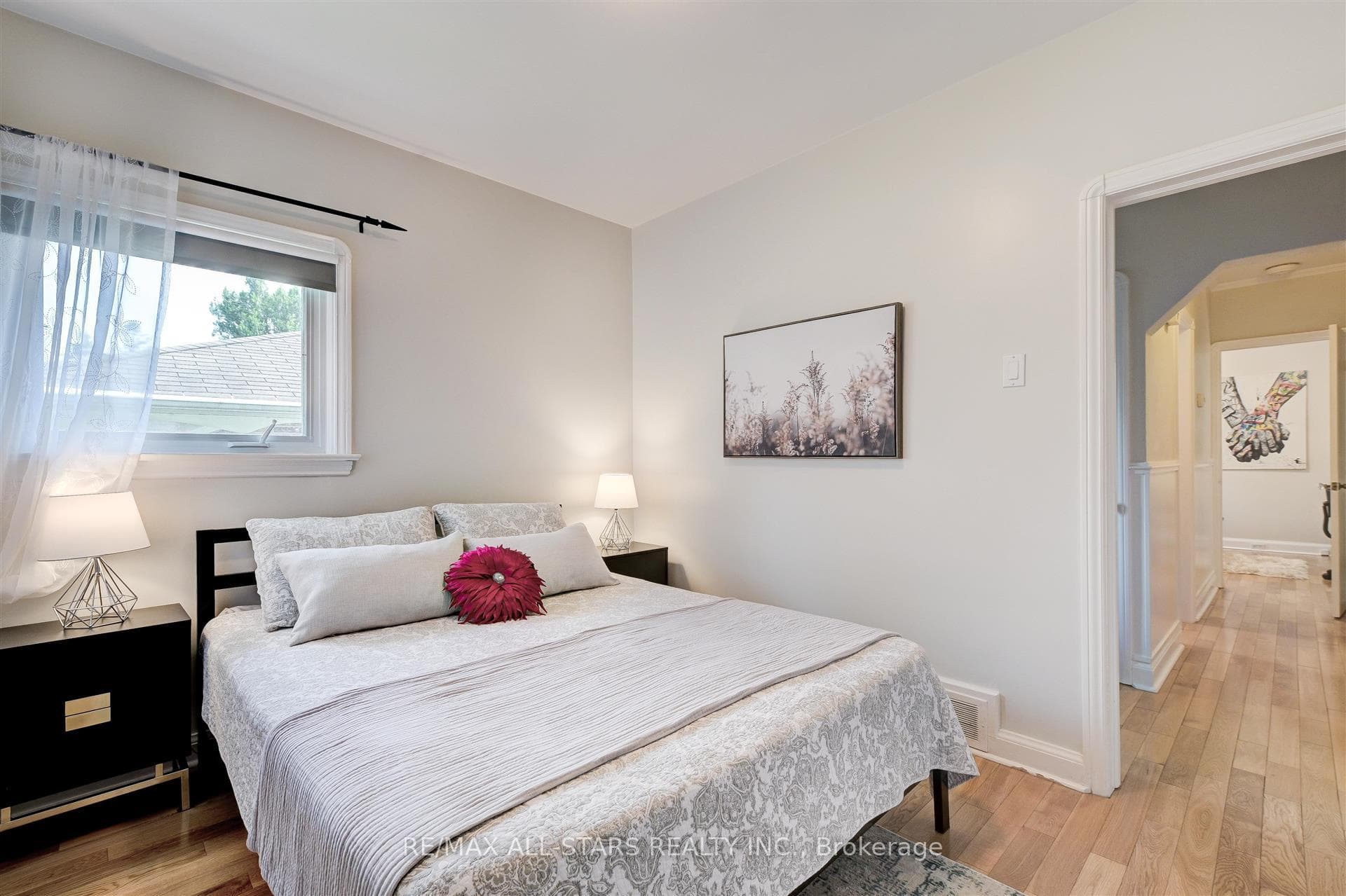 136 Dorset Road photo 23
