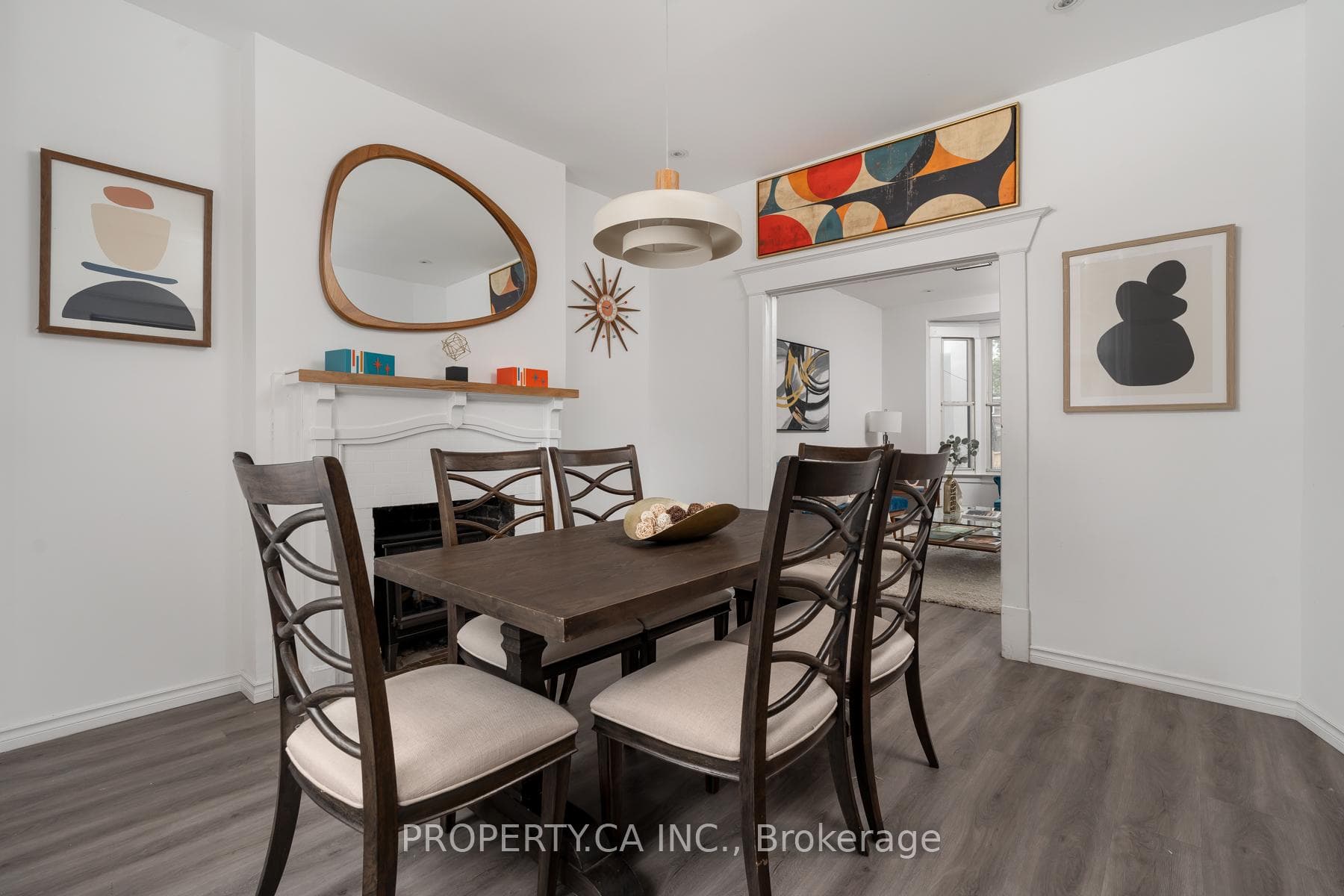 108 Albertus Avenue photo 3