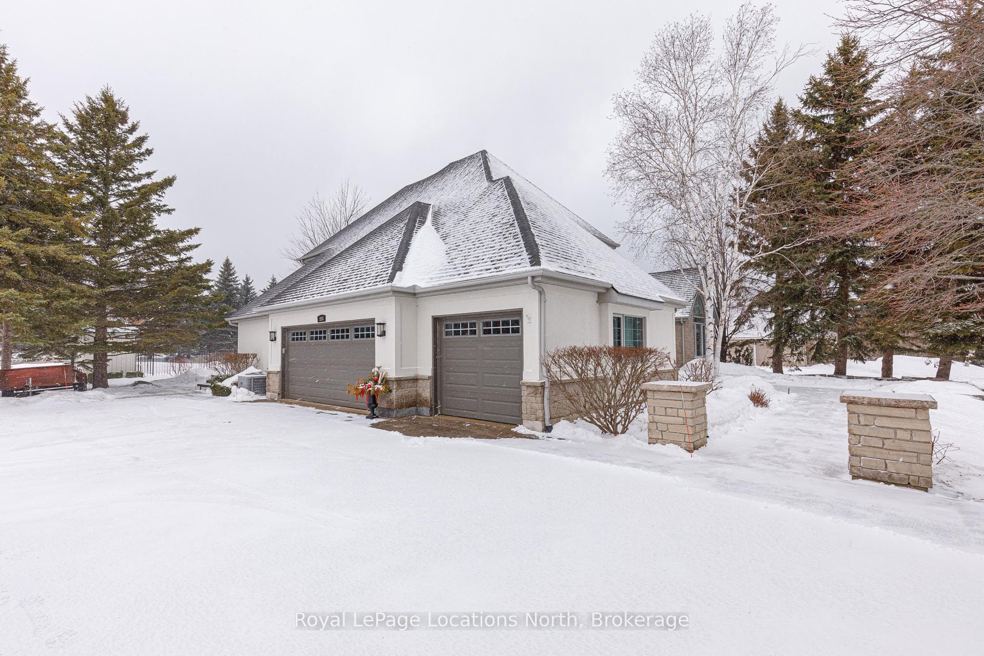 Triple Car Garage
