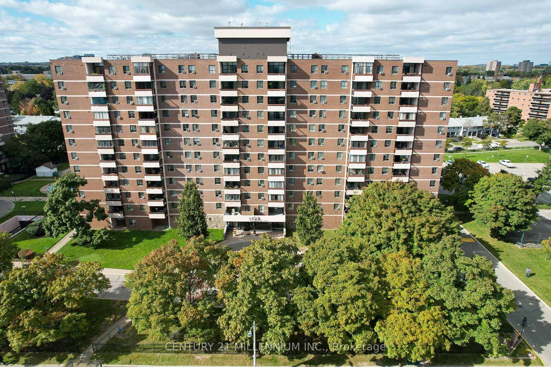 1625 Bloor Street Unit 1120 photo 40