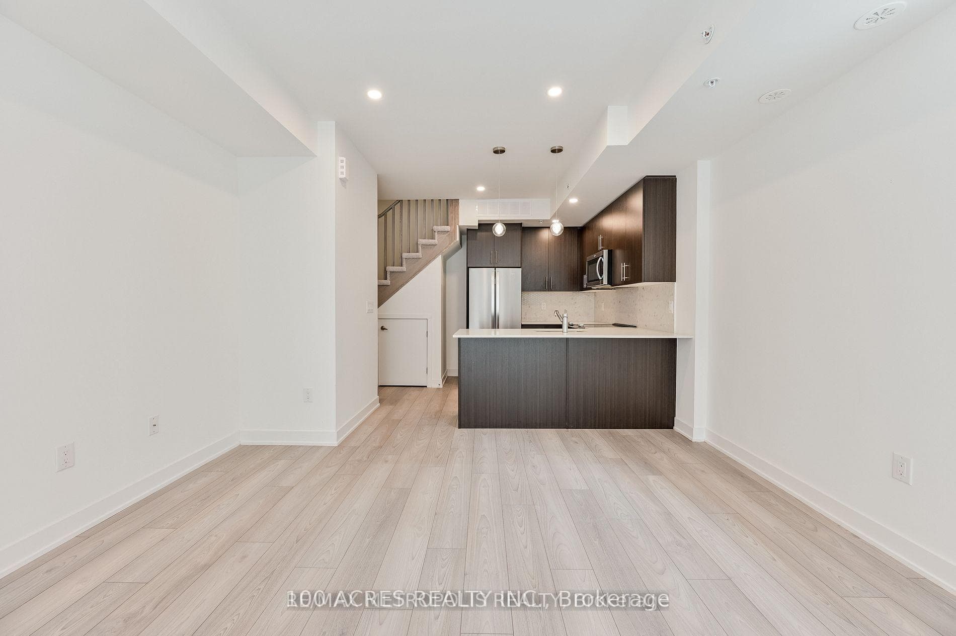3488 Widdicombe Way Unit 8 photo 17