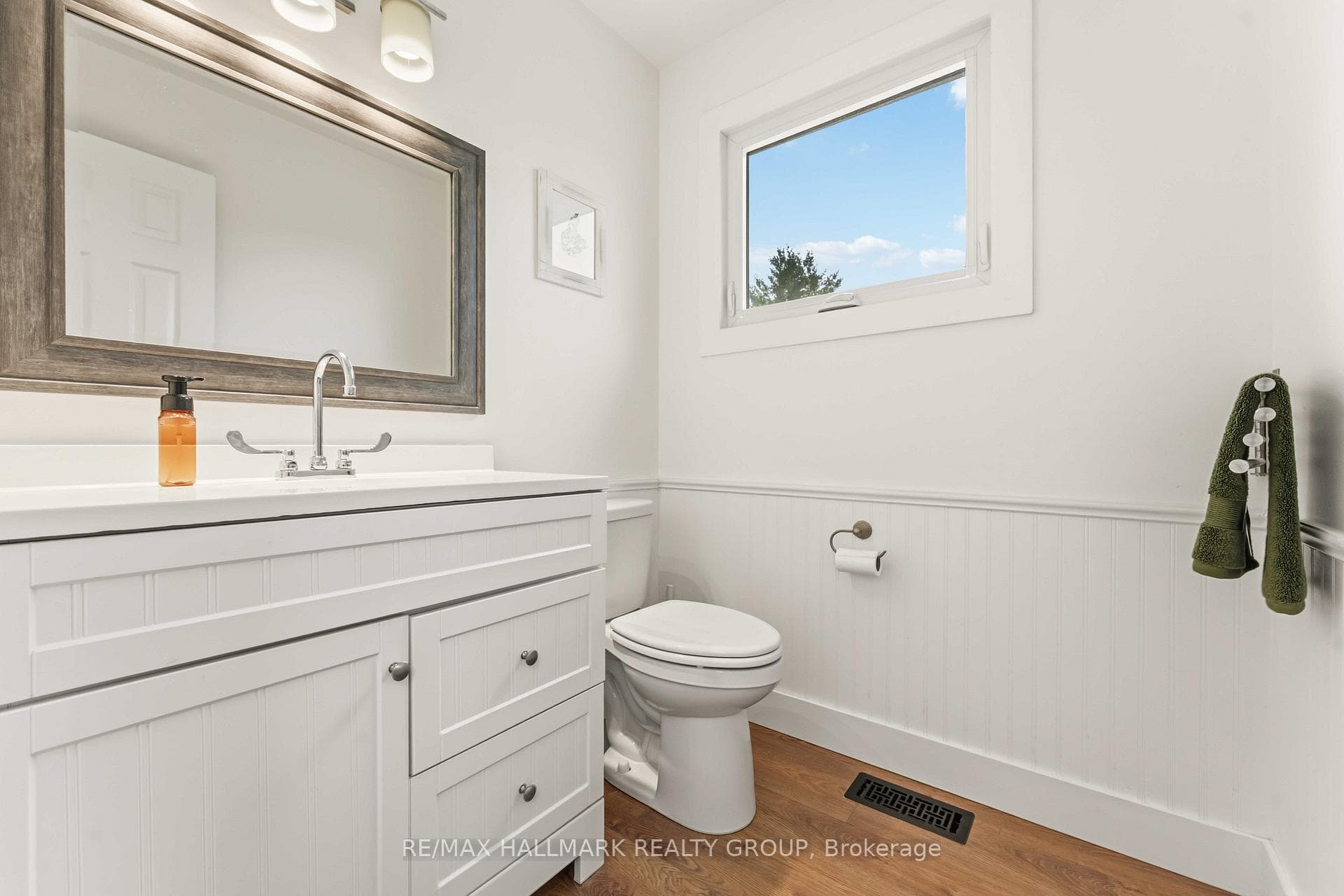 6321 Lumberman Way photo 15