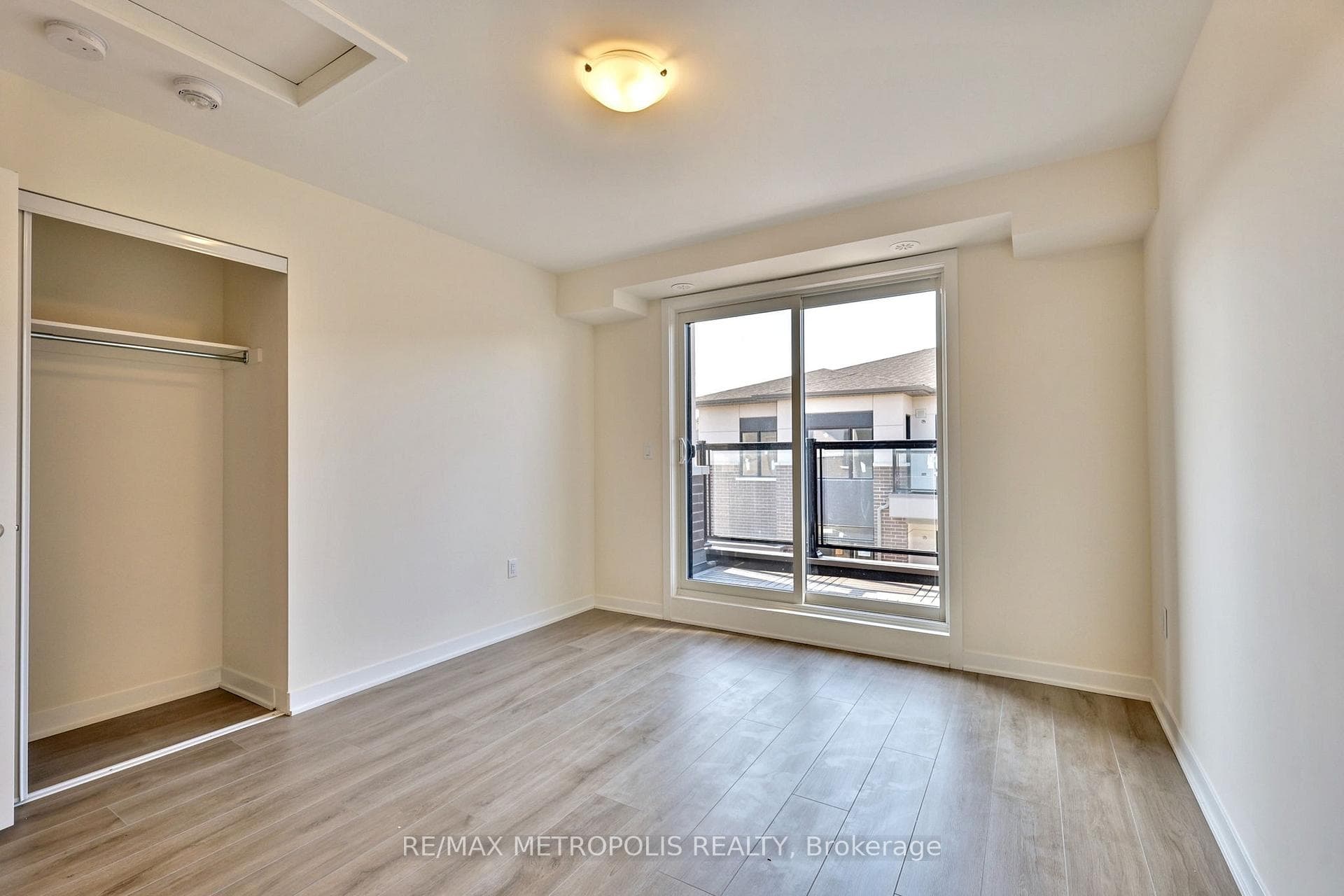 1695 Dersan Street Unit 1012 photo 21