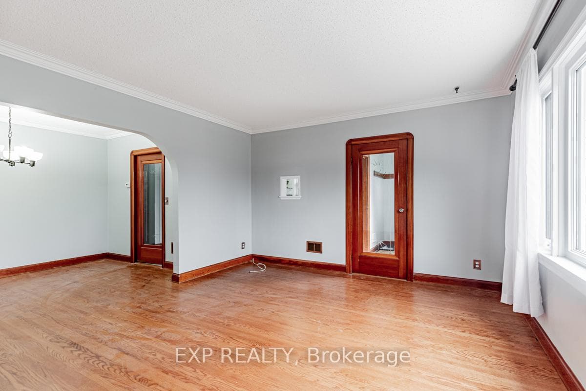 295 Monash Avenue photo 14