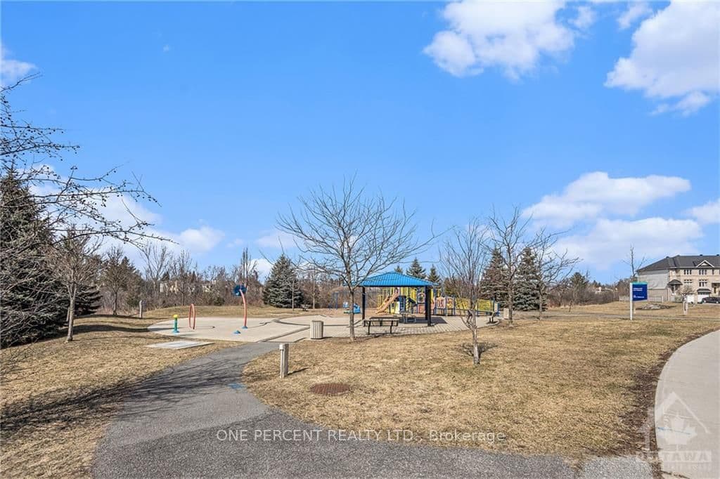 282 CITIPLACE Drive photo 22