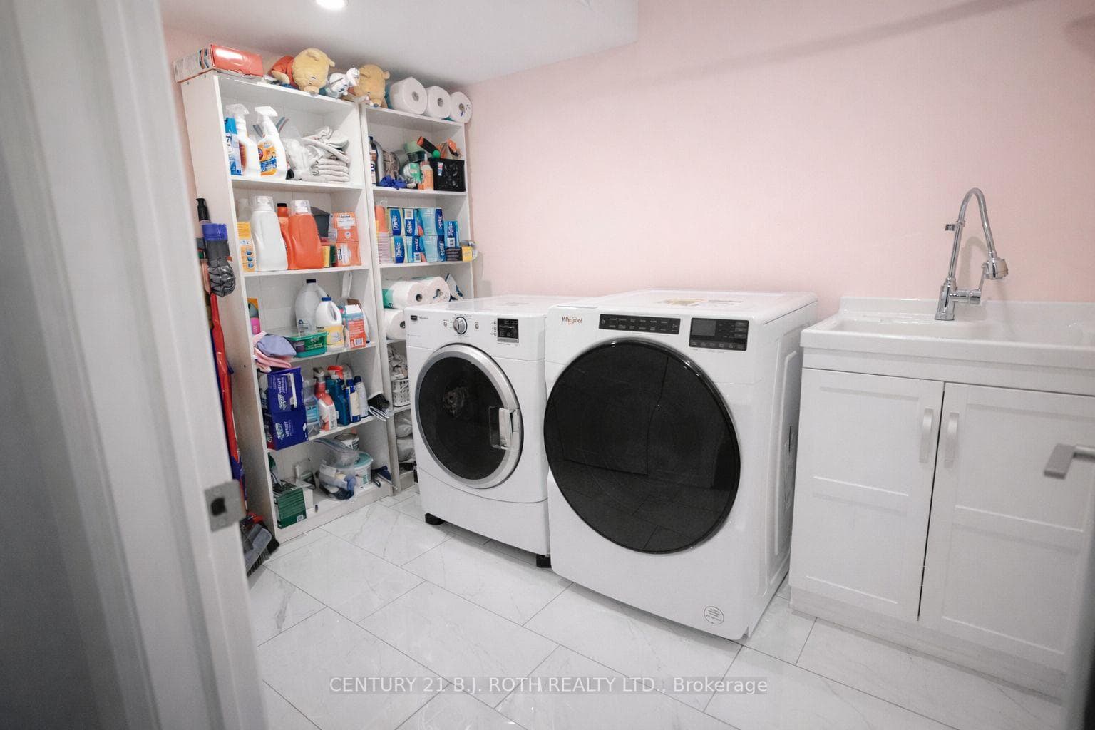 9 Laidlaw Drive photo 30
