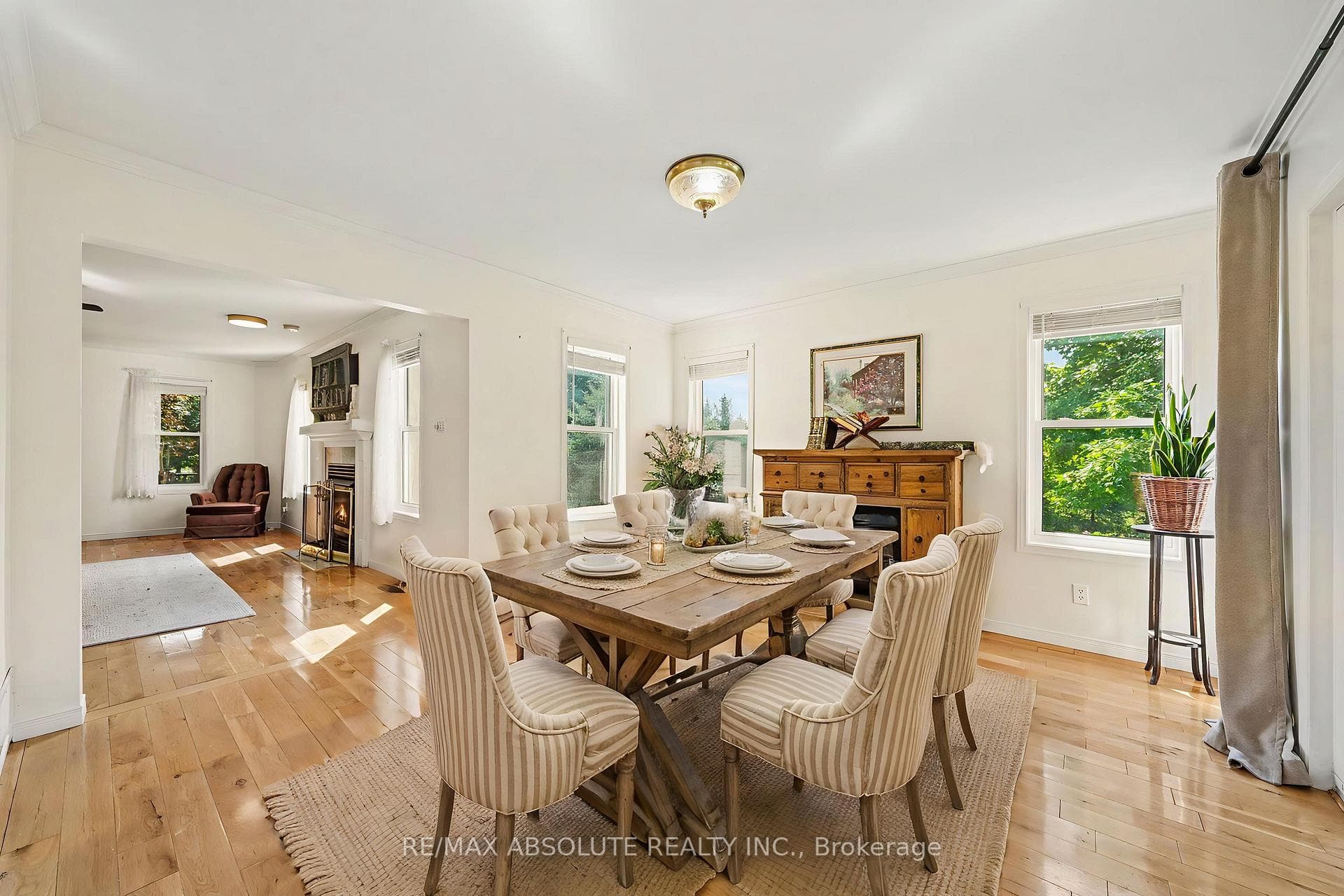 8306 Bank Street photo 8