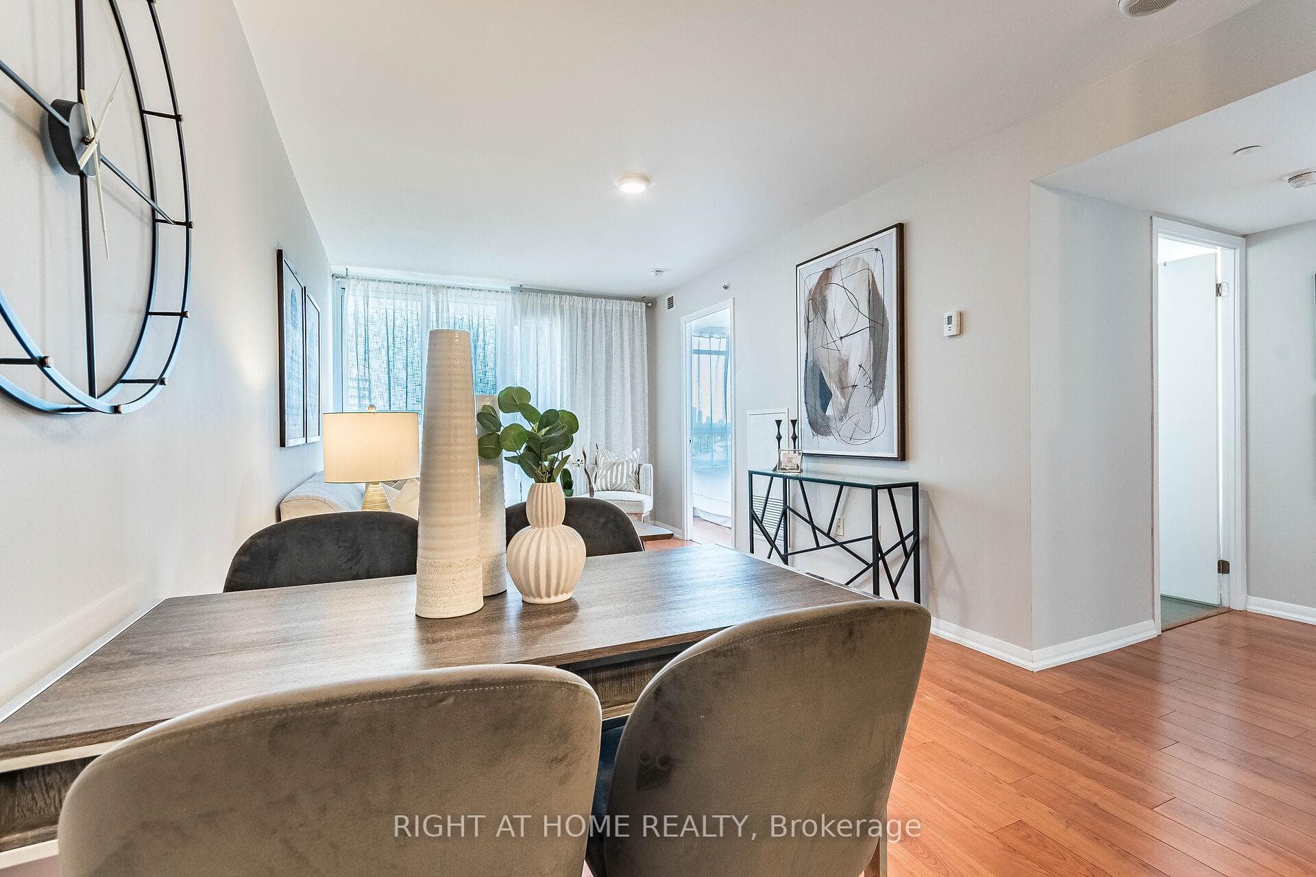 800 Lawrence Avenue Unit 508 photo 16