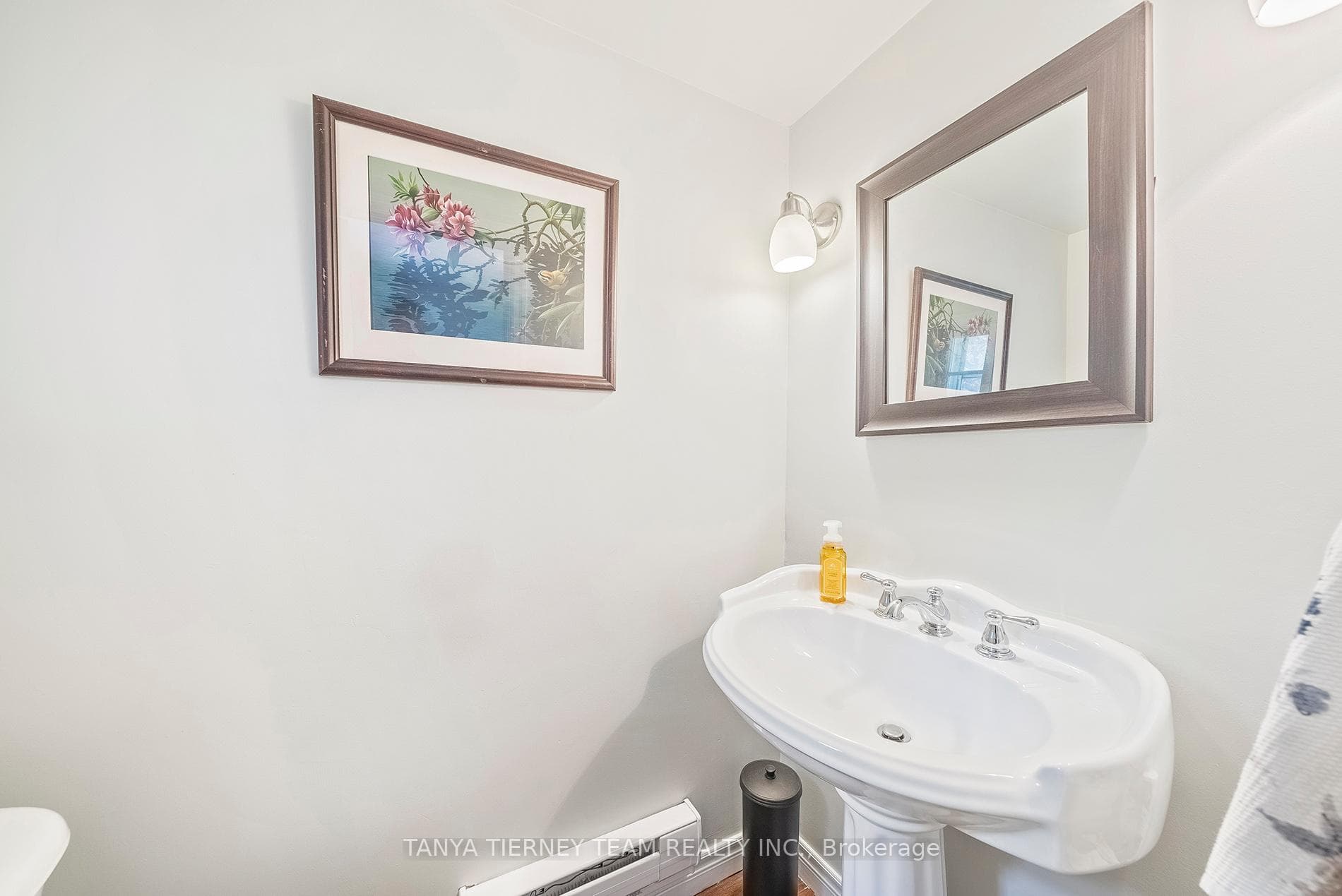 98 Sutherland Avenue photo 20
