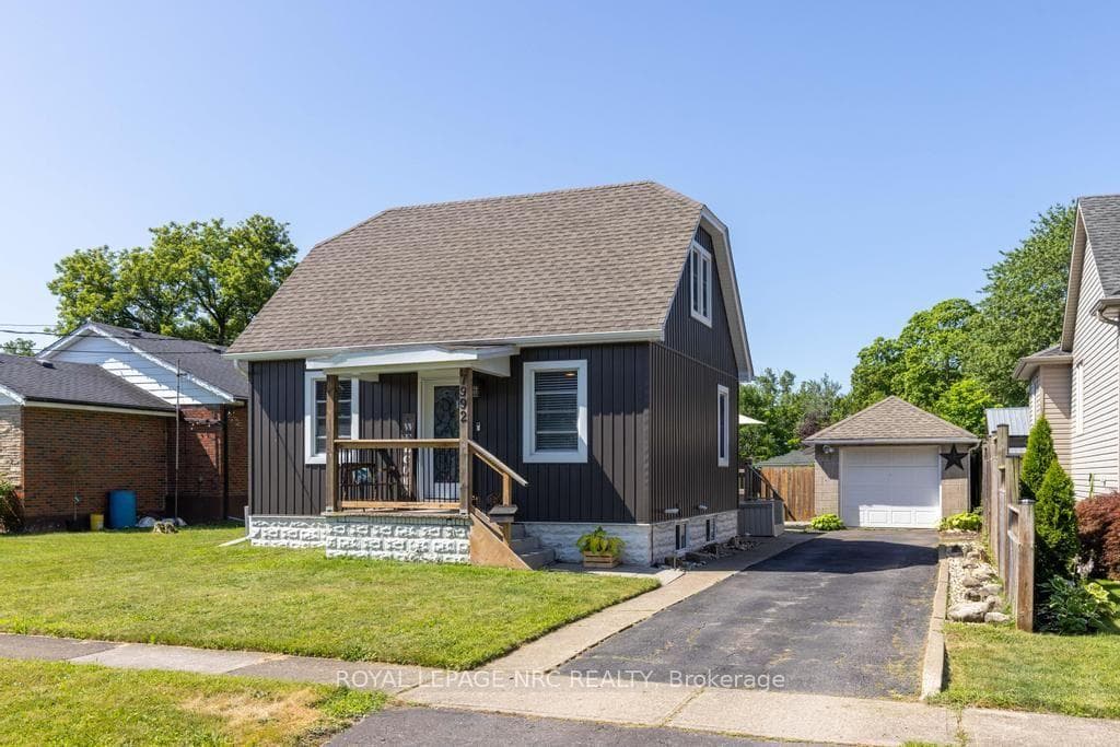 7992 Peter Street photo 2