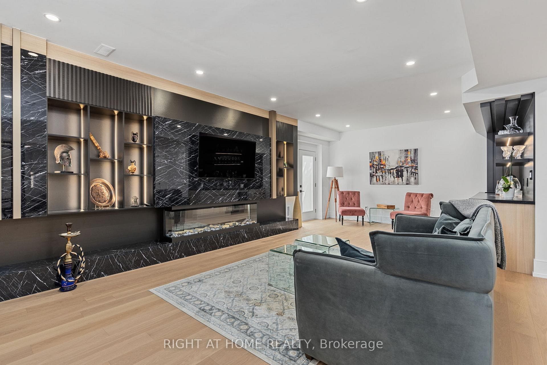 33 Thorndale Avenue photo 40