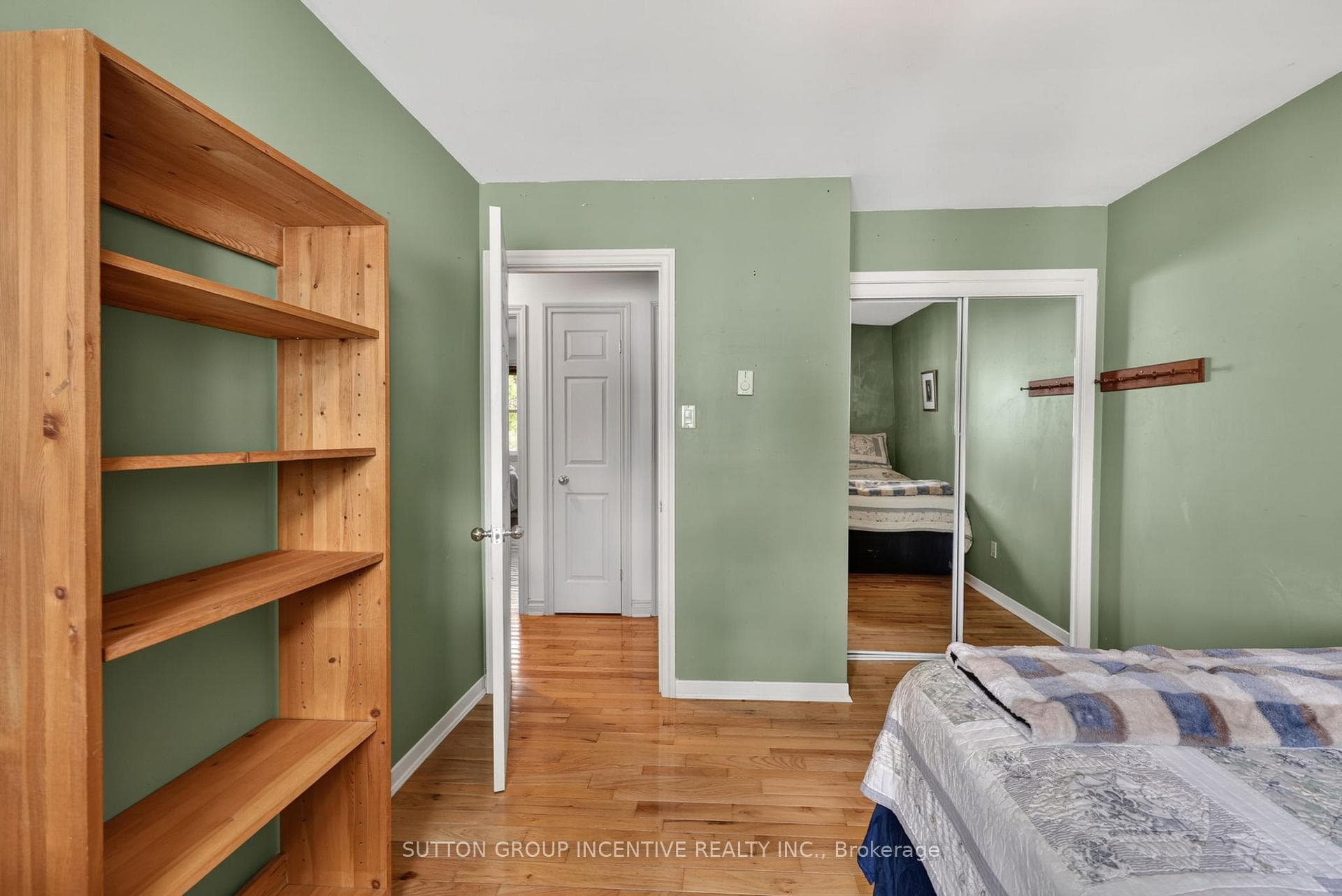3 Southwood Circle photo 24