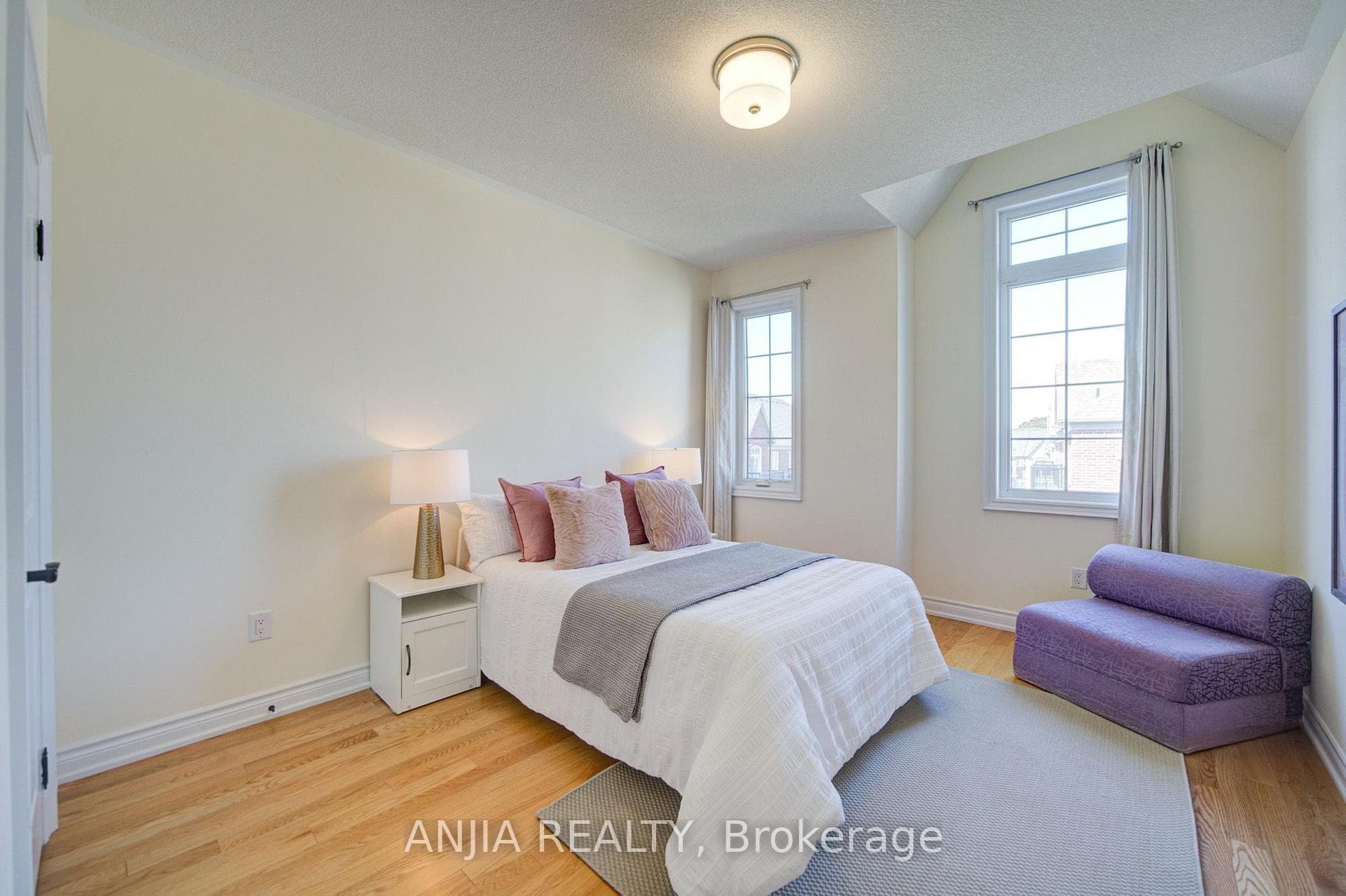 7 Beaufort Way photo 39