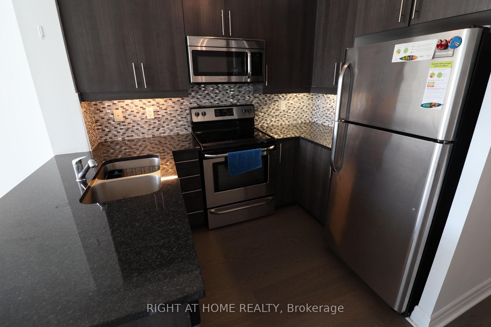 8130 Birchmount Road Unit 402 photo 3