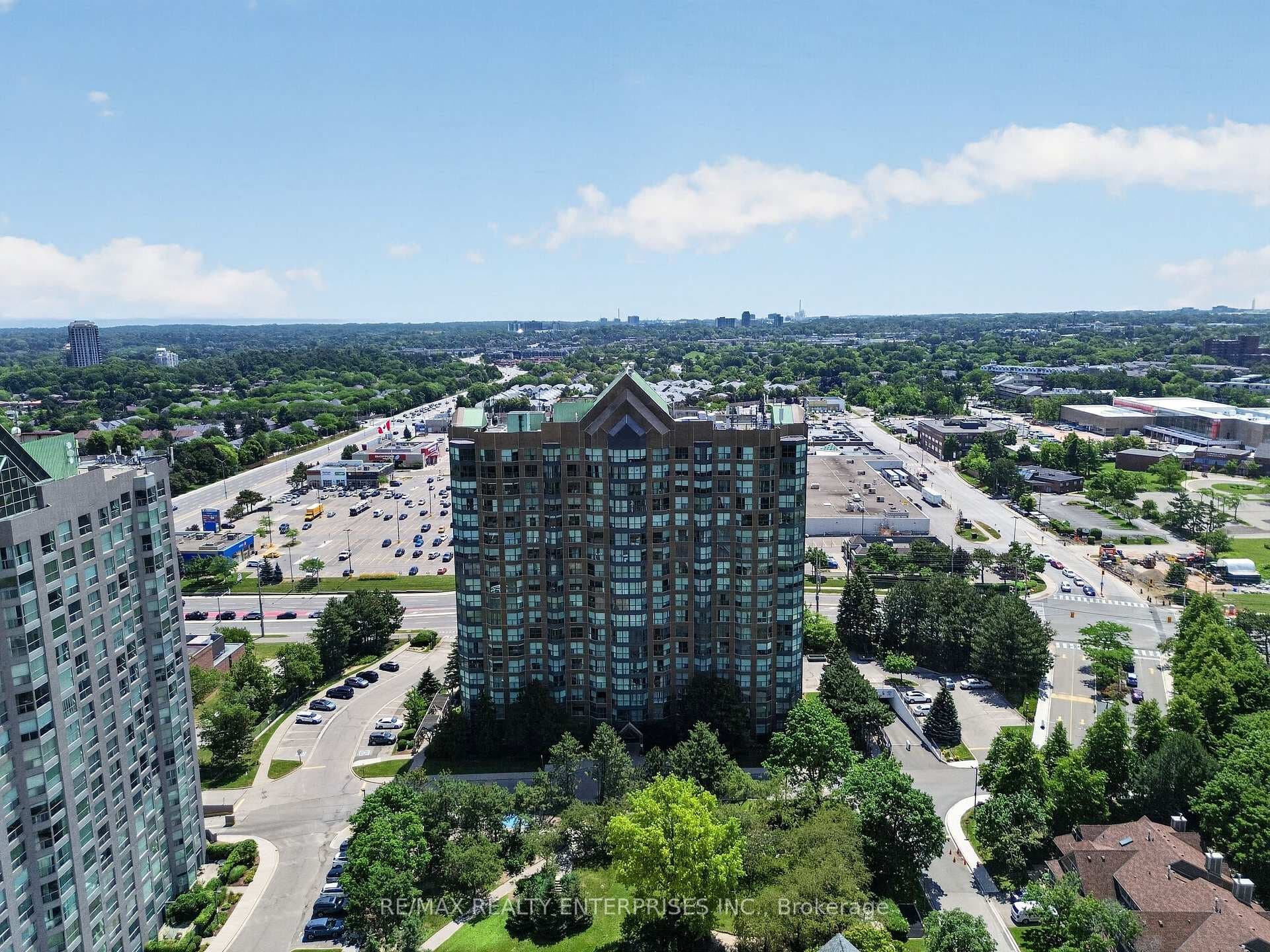 2177 Burnhamthorpe Road Unit 1412 photo 26
