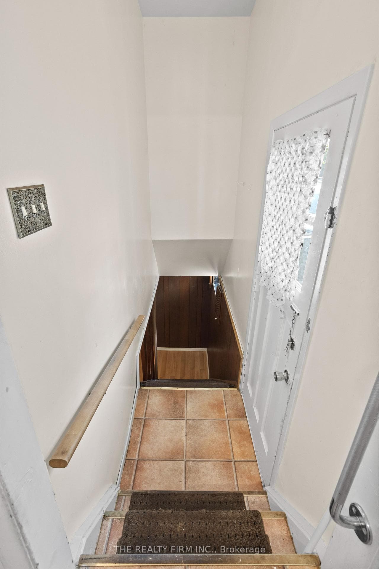681 Ladybrook Crescent photo 25
