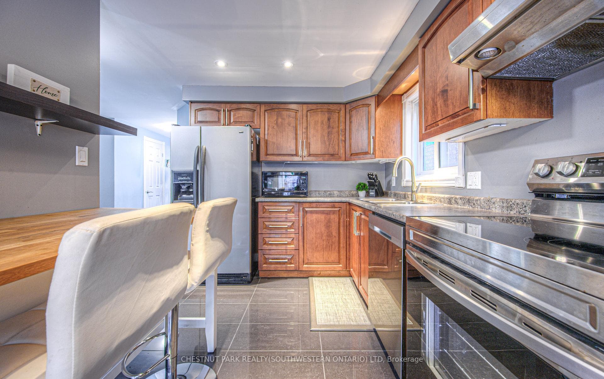 37 Activa Avenue photo 7