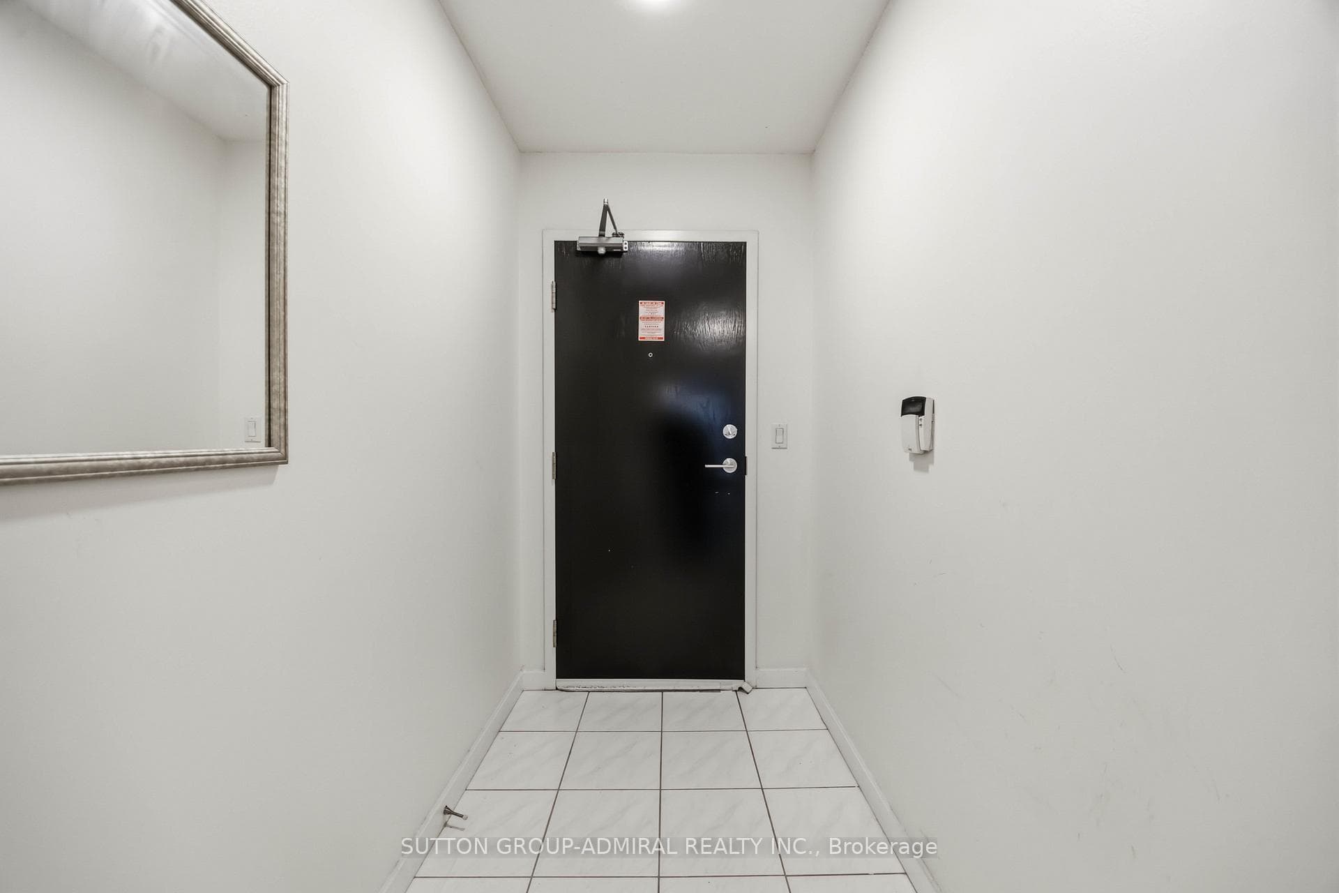 8 Park Road Unit 1713 photo 31