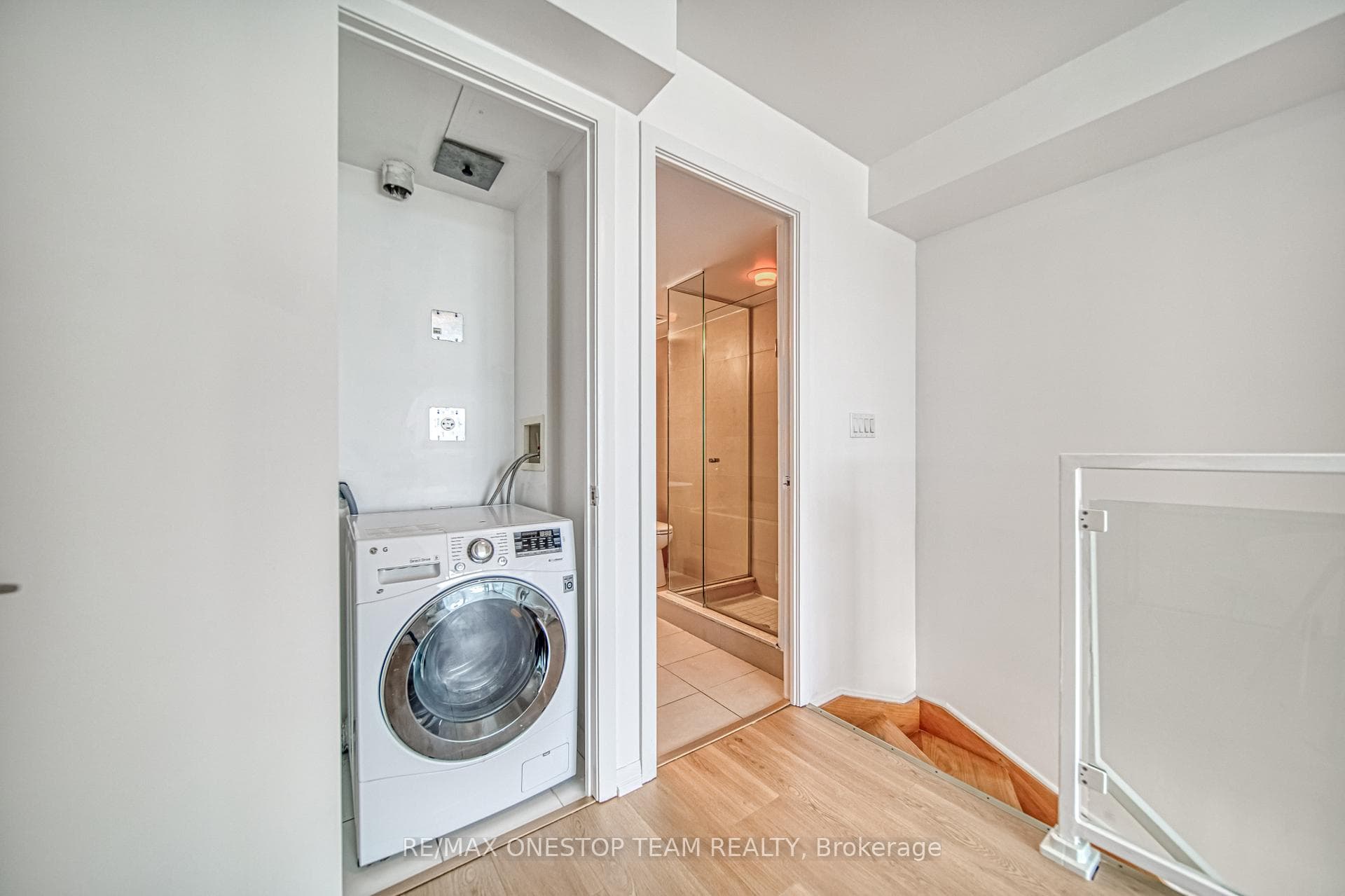 96 St Patrick Street Unit 1616 photo 20
